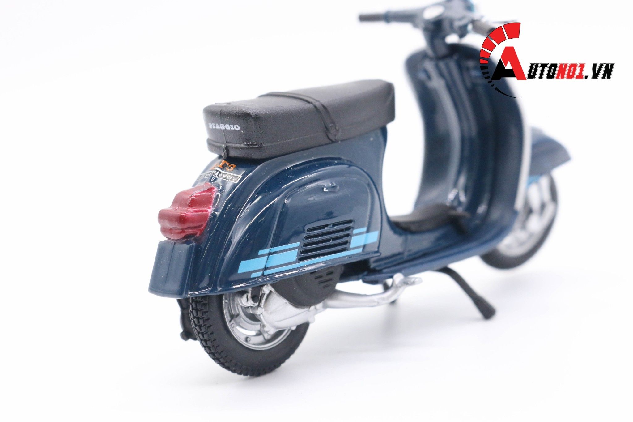  Mô hình xe Vespa 125 et3 primavera 1976 1:18 Maisto 7070K 