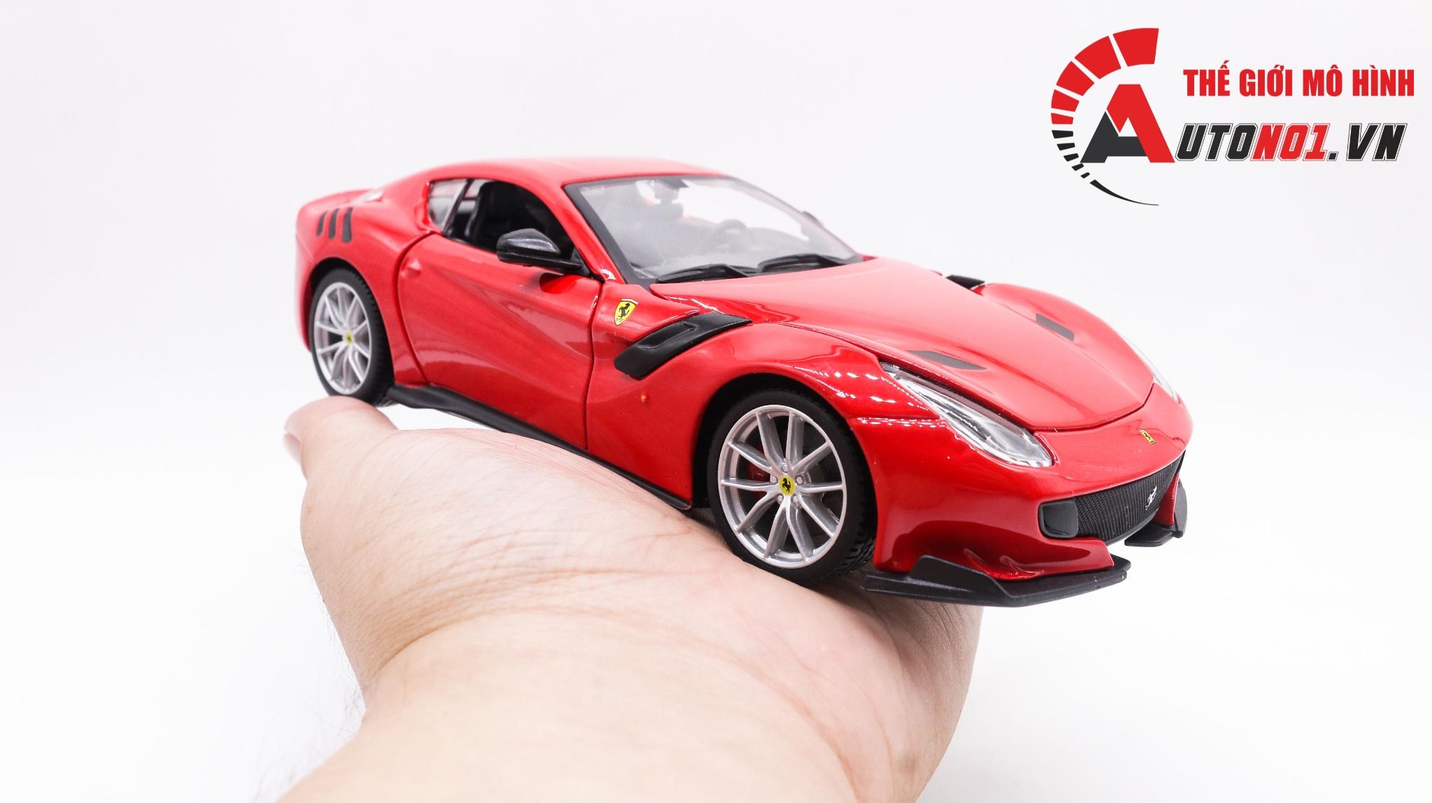  Mô hình xe Ferrari F12 Tdf Red đánh lái được 1:24 Bburago 4462 