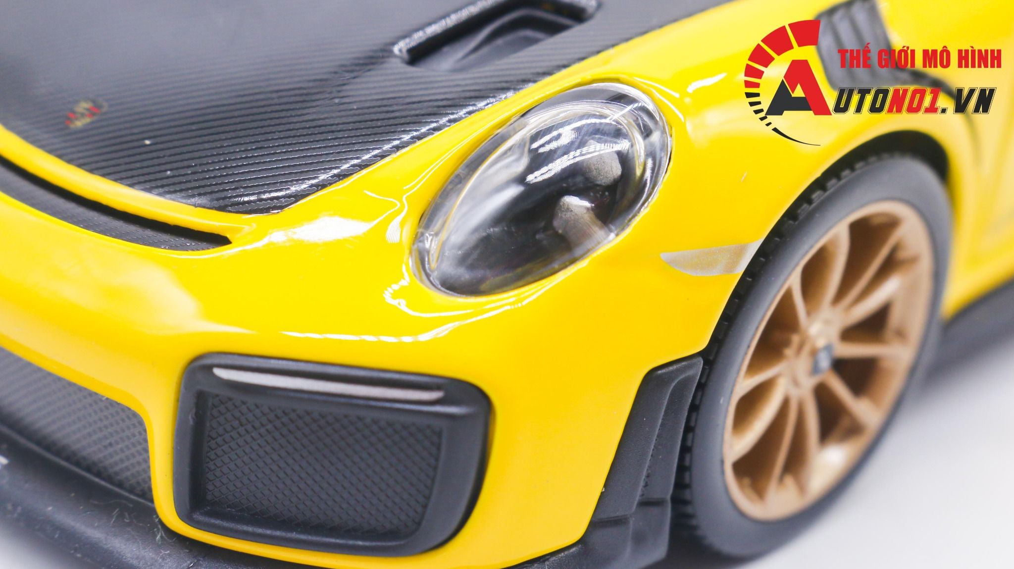  Mô hình xe Porsche 911 Gt2 Rs 2018 Yellow 1:24 Maisto 5749 