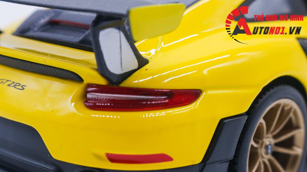 MÔ HÌNH XE PORSCHE 911 GT2 RS 2018 YELLOW 1:24 MAISTO 5749