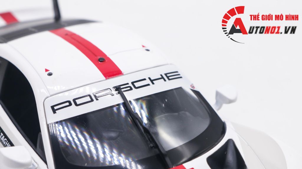 MÔ HÌNH XE PORSCHE 911 RSR GT 1:24 BBURAGO 8013