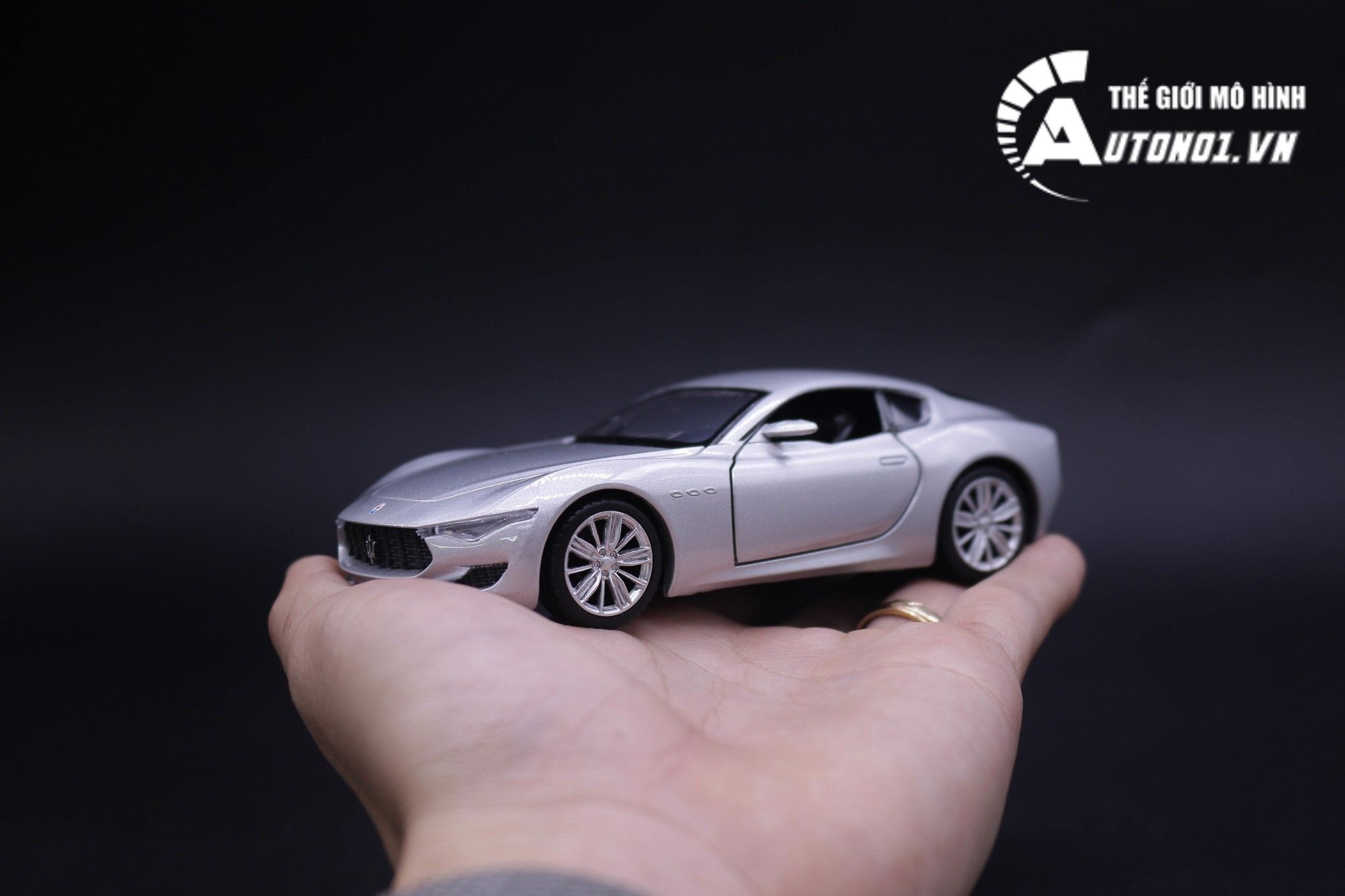  Mô hình xe Maserati Alfieri Silver 1:36 Jackiekim 7381 