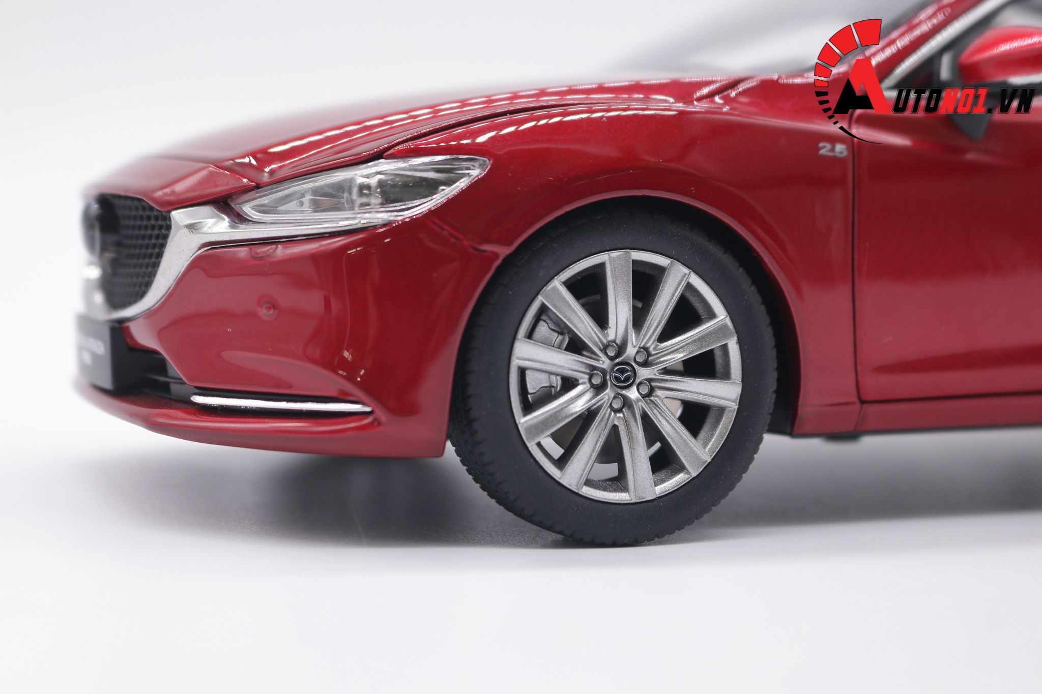  Mô hình xe Mazda 6 Red 2019 1:18 Paudi 7576 