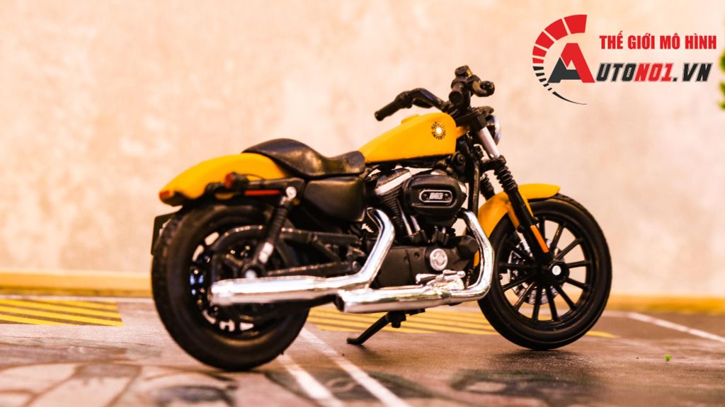 MÔ HÌNH HARLEY DAVIDSON SPORTSTER IRON 883 ORANGE 1:18 MAISTO 7373B