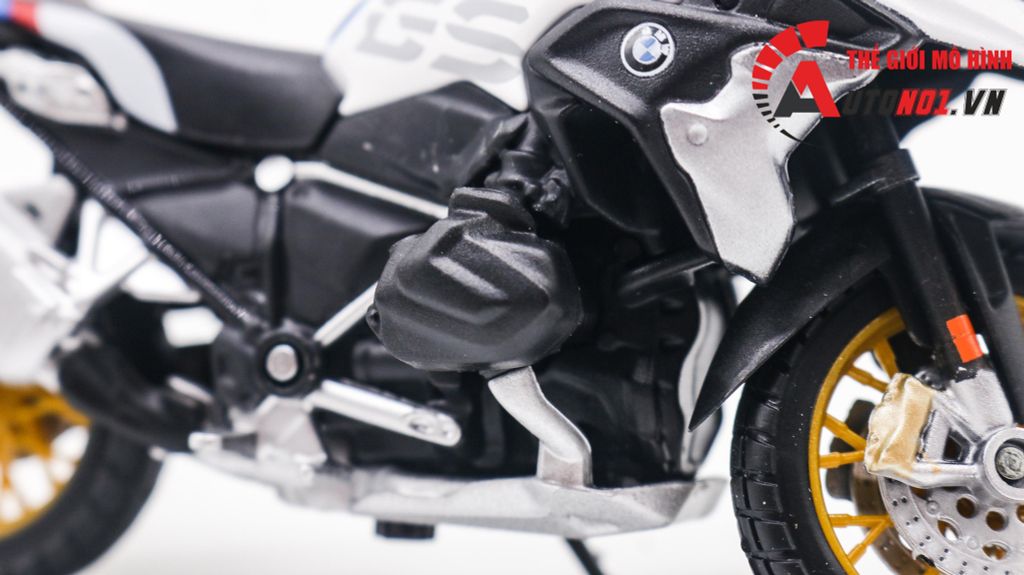 MÔ HÌNH XE BMW R1250 GS WHITE 1:18 MAISTO 8009