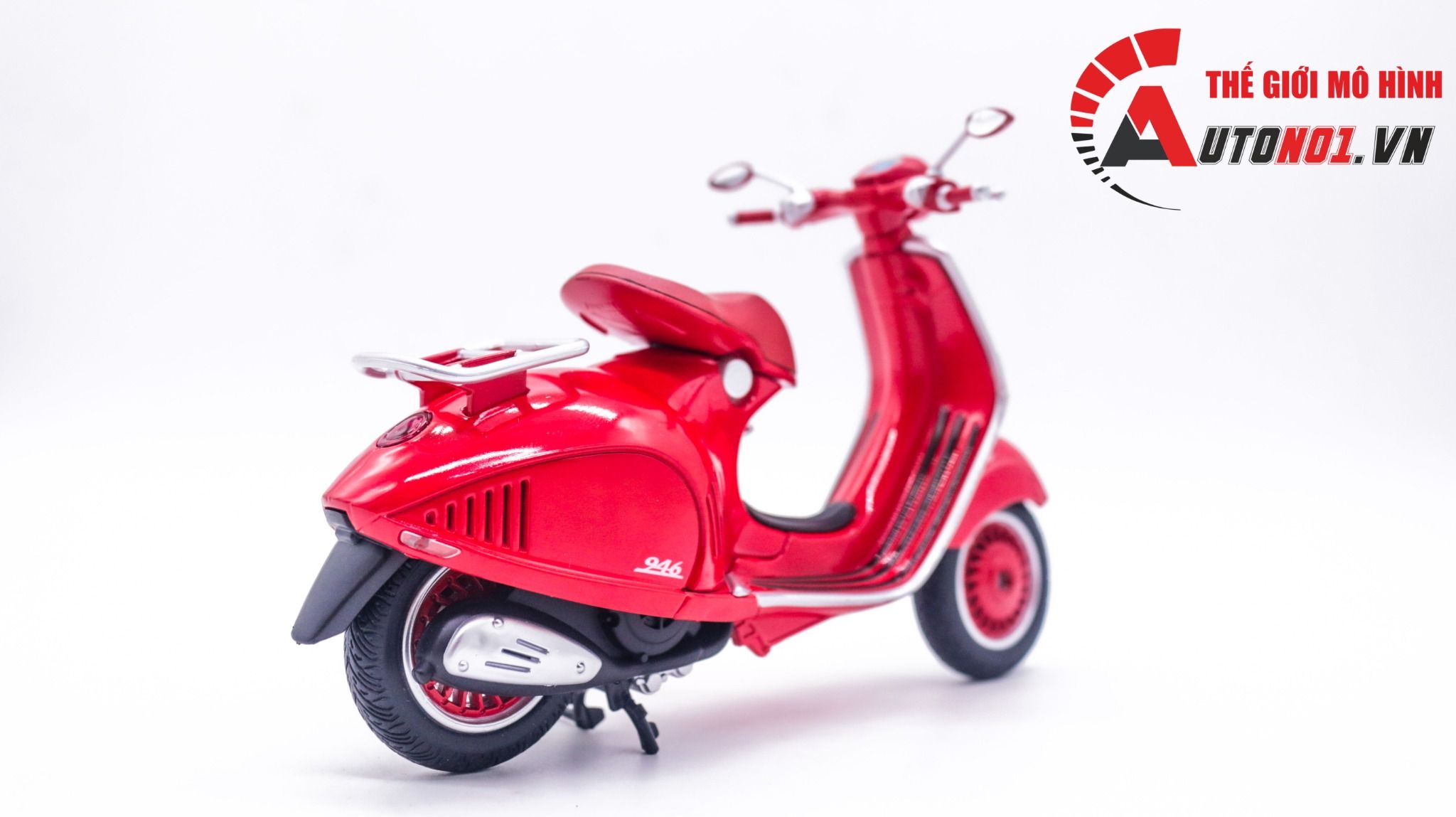  Mô hình xe Vespa 946 phiên Bản Màu Đỏ tỉ lệ 1:12 Autono1 Newray D228D 