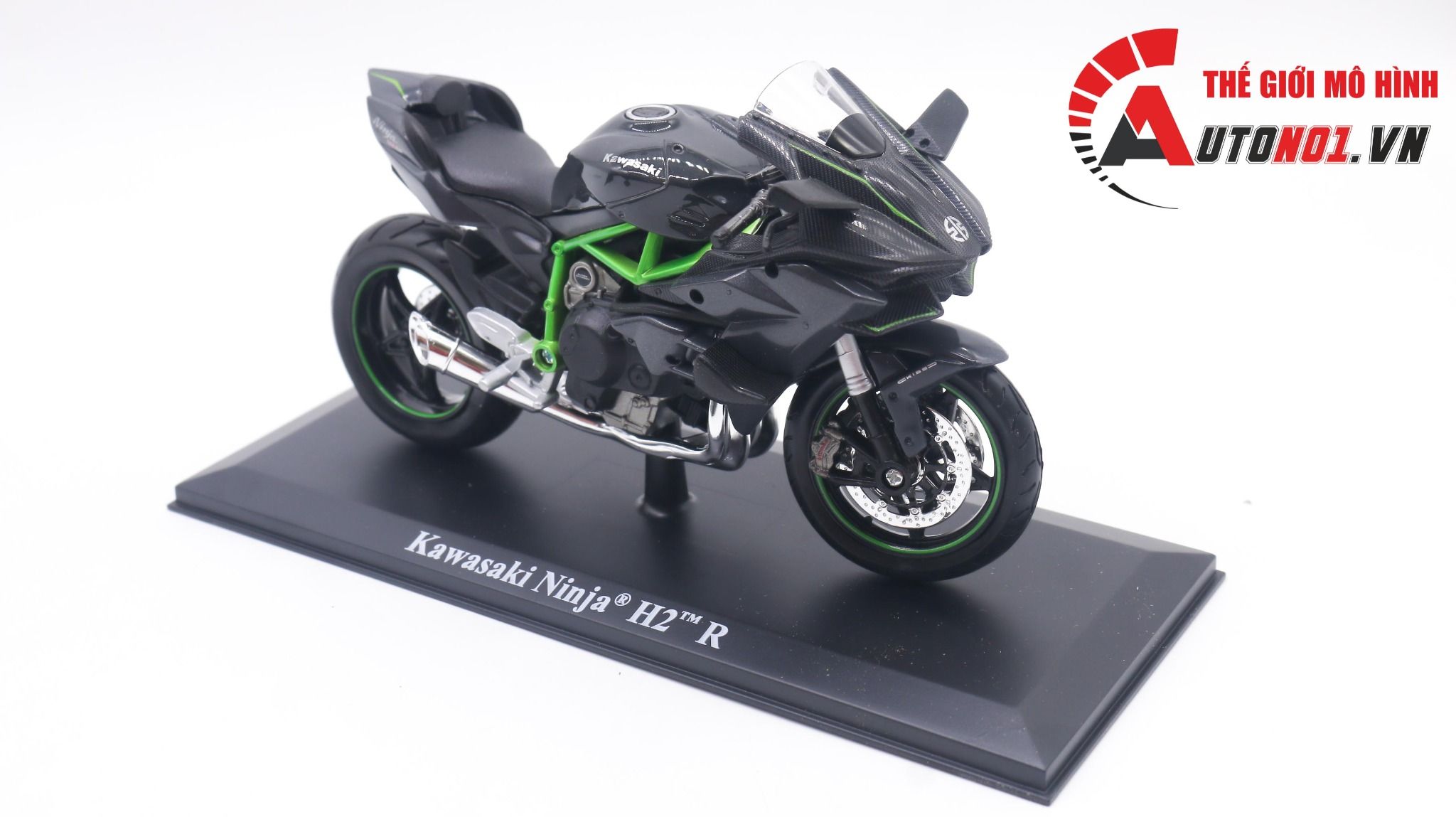 Kawasaki H2R giá 1,8 tỷ đồng không thể chạy trên phố tại Việt Nam