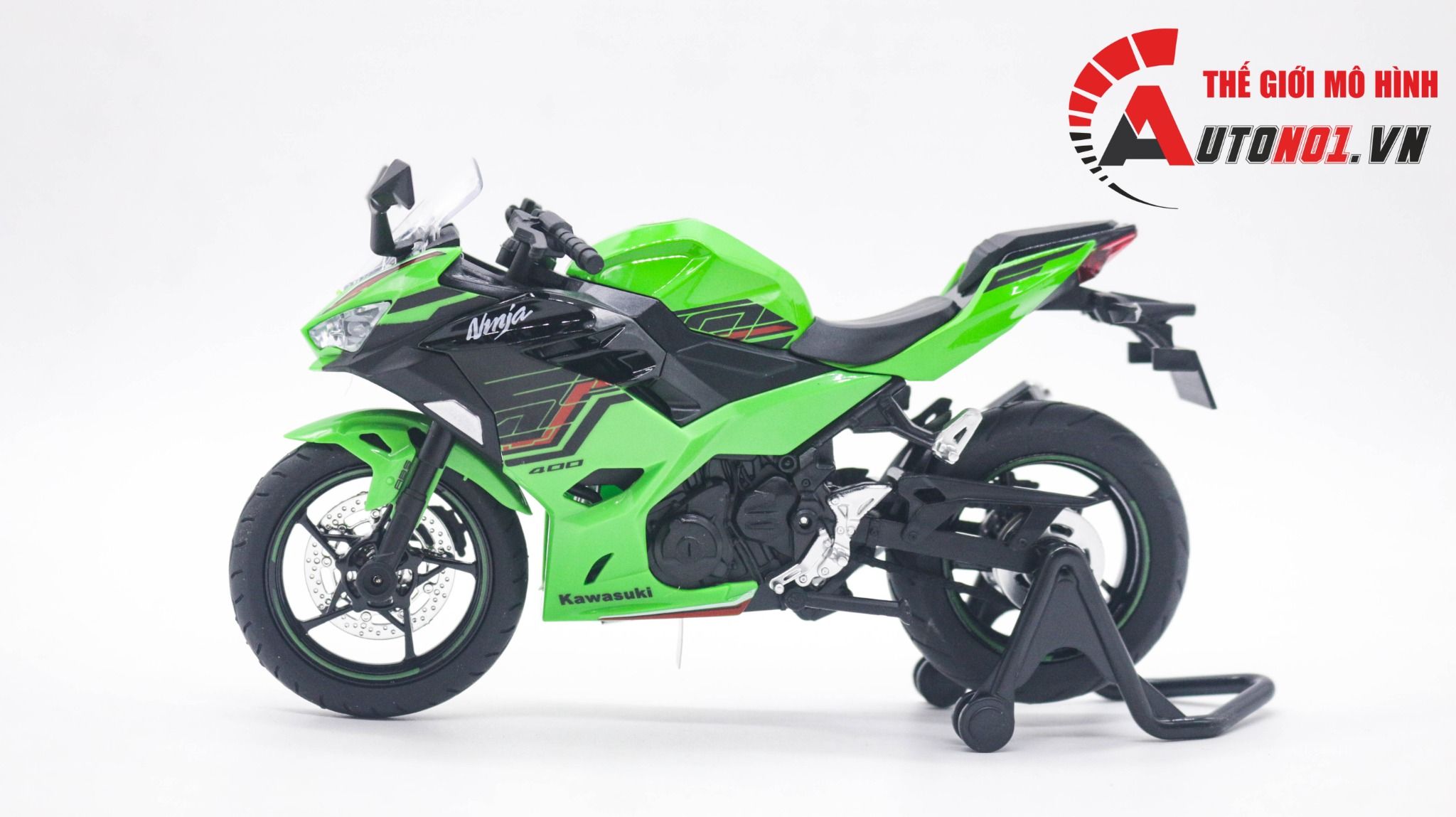  Mô hình xe Kawasaki Ninja 400 có đế tỉ lệ 1:12 Huayi Alloy MT060 