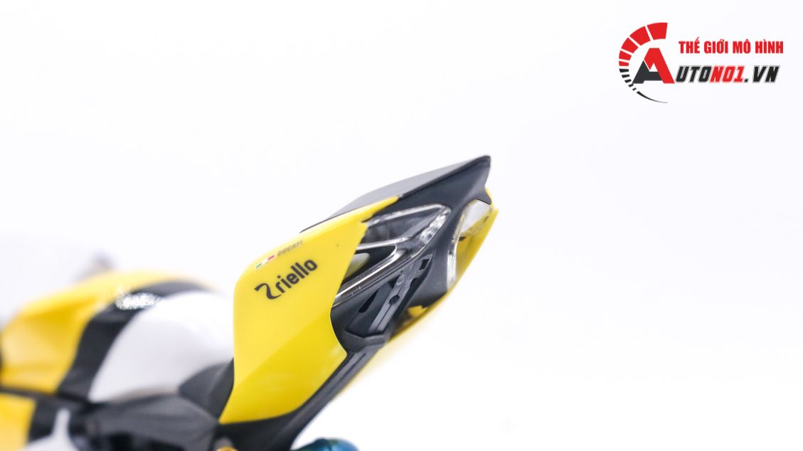  Mô hình xe cao cấp Ducati 899 Panigale Yellow Tỉ Lệ 1:12 Tamiya D127 