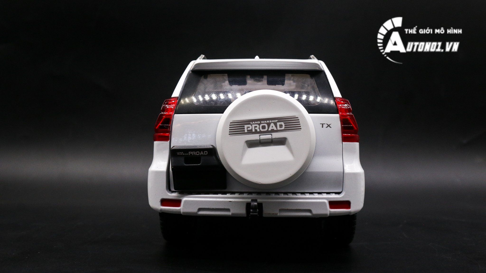  Mô hình Toyota Land Cruiser Prado 1:18 Weitug 7846 