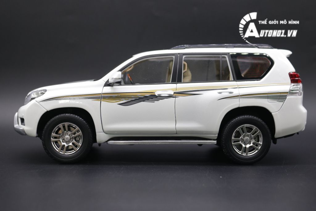 MÔ HÌNH TOYOTA LAND CRUISER PRADO WHITE 1:18 PAUDI 5156