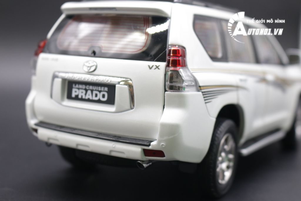 MÔ HÌNH TOYOTA LAND CRUISER PRADO WHITE 1:18 PAUDI 5156