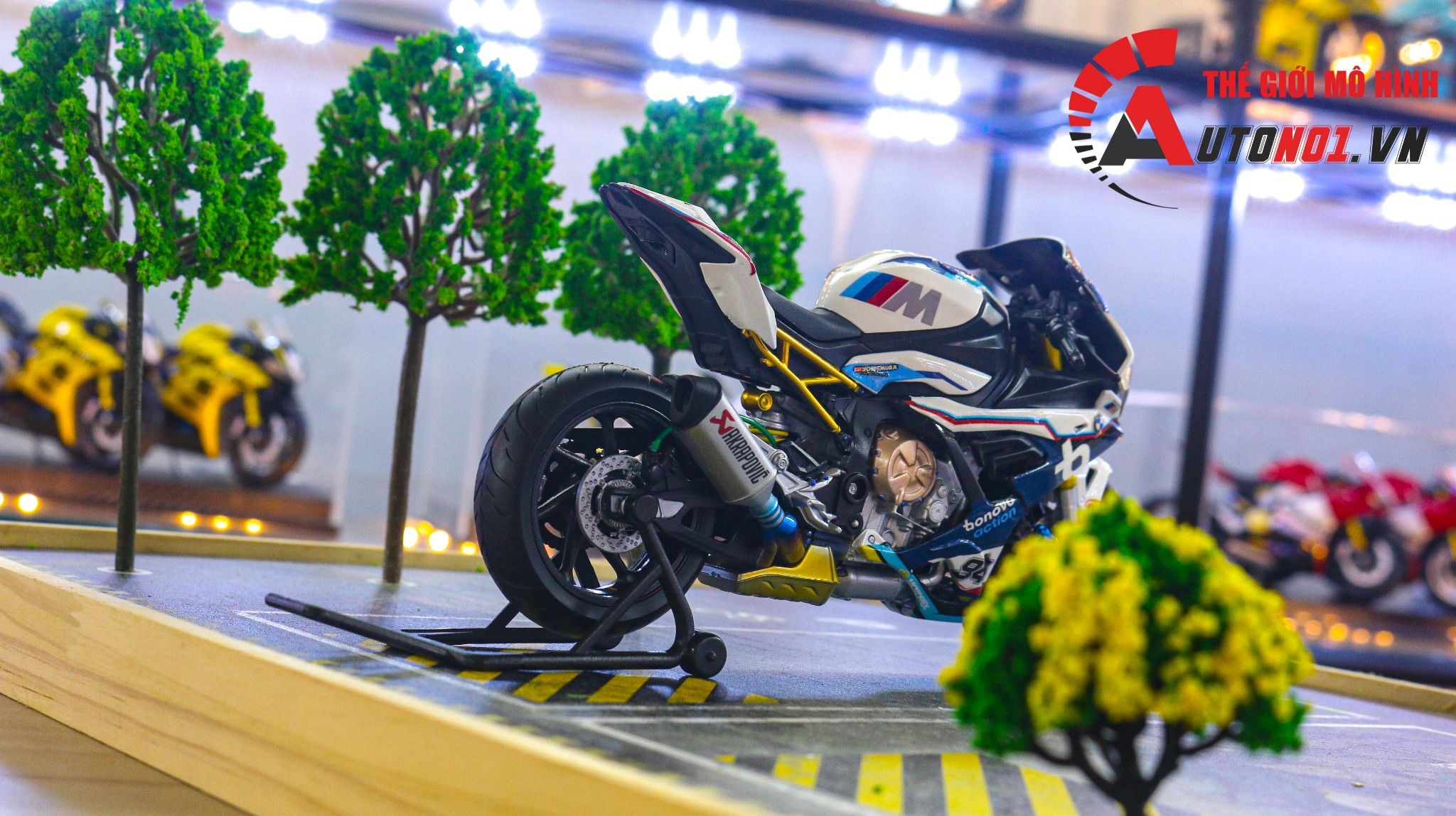  Mô hình xe độ Bmw S1000rr 2020 Race Bonovo Action tỉ lệ 1:12 Autono1 Welly D226I 