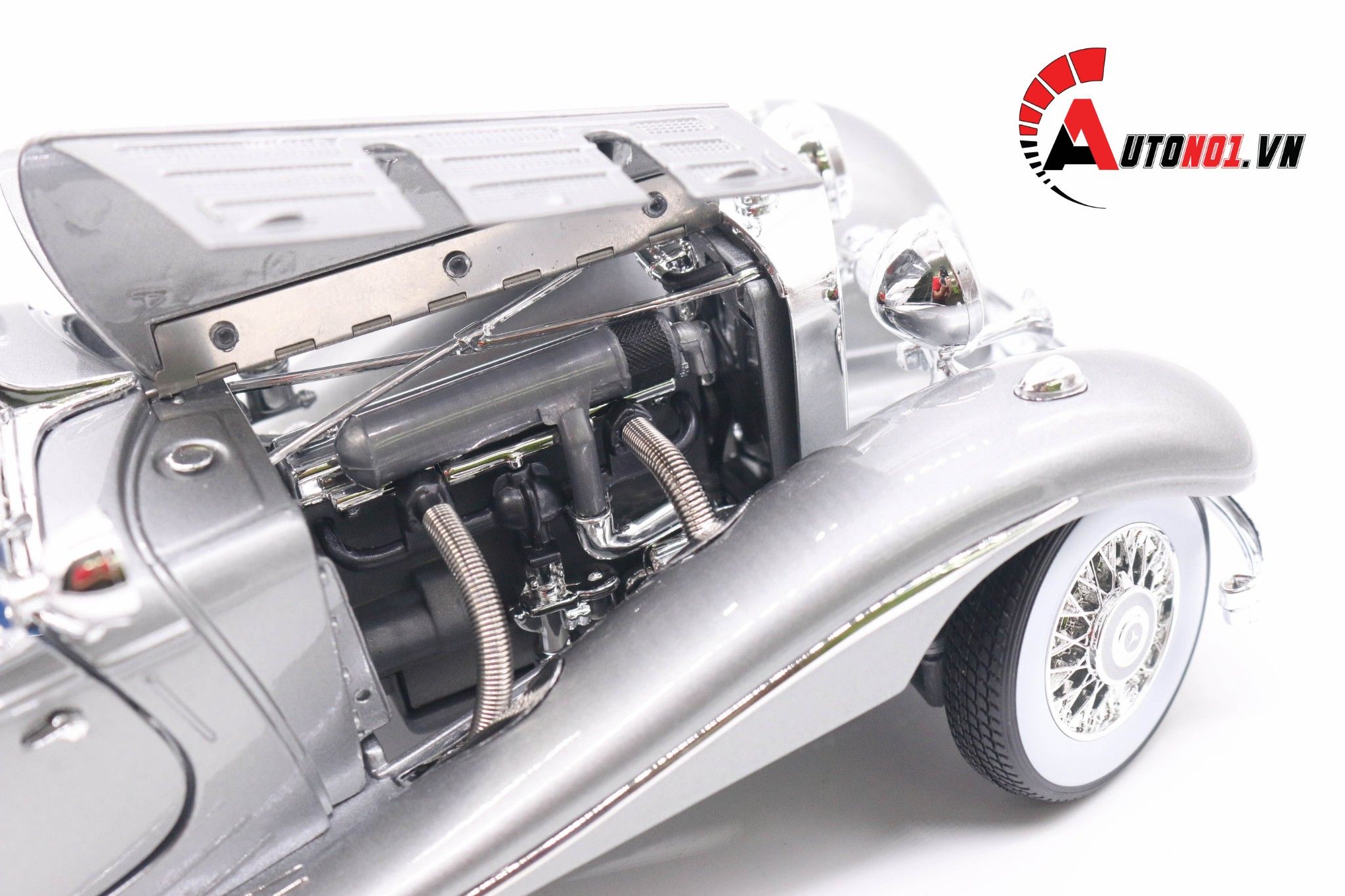  Mô hình xe Mercedes Benz 500k Typ Special Roadster 1936 tỉ lệ 1:18 Maisto 36862 OT18015 