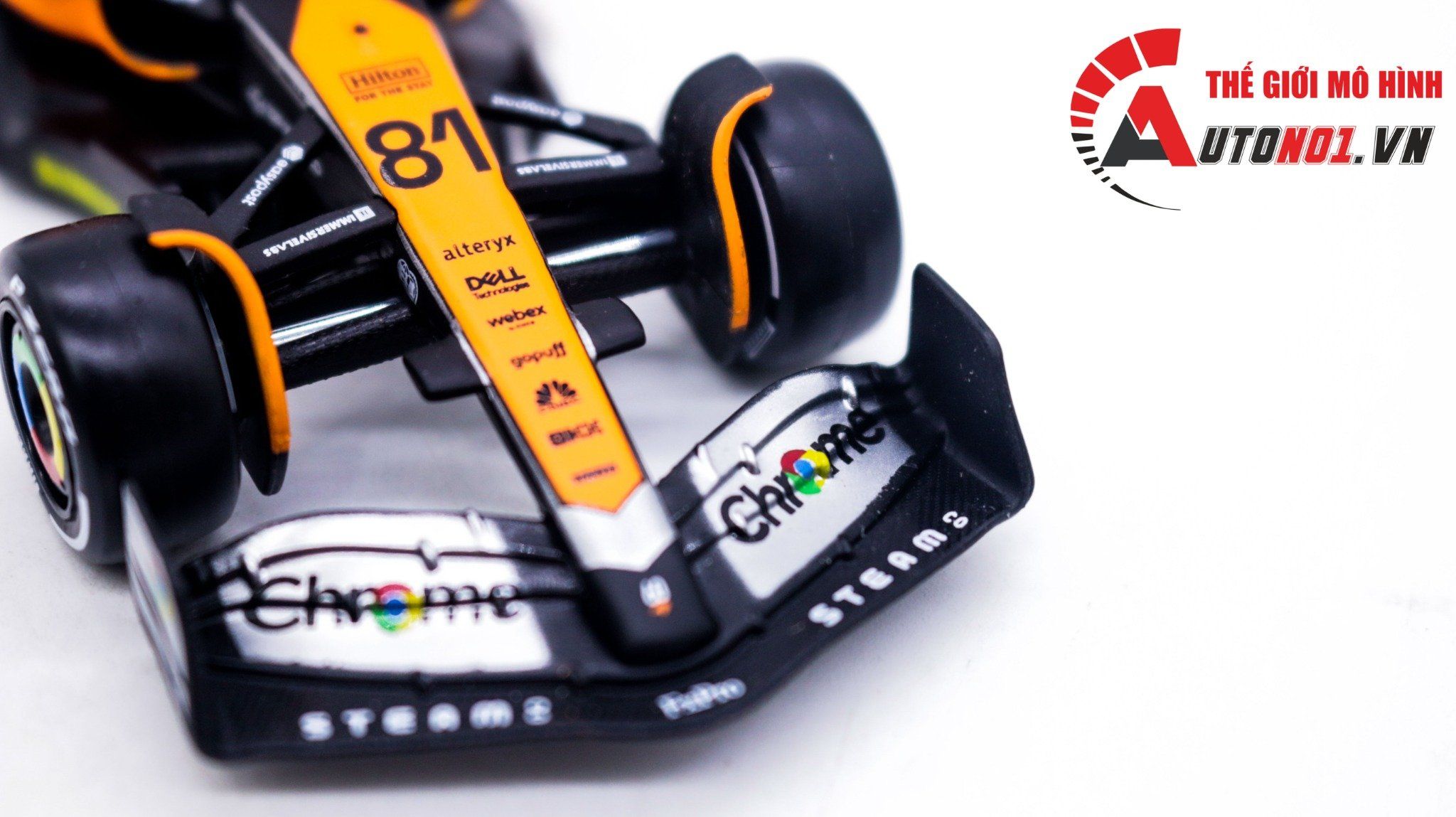  Mô hình xe đua F1 McLaren MCL60 S23 #81 - #4 tỉ lệ 1:43 Bburago OT317 18-38187 