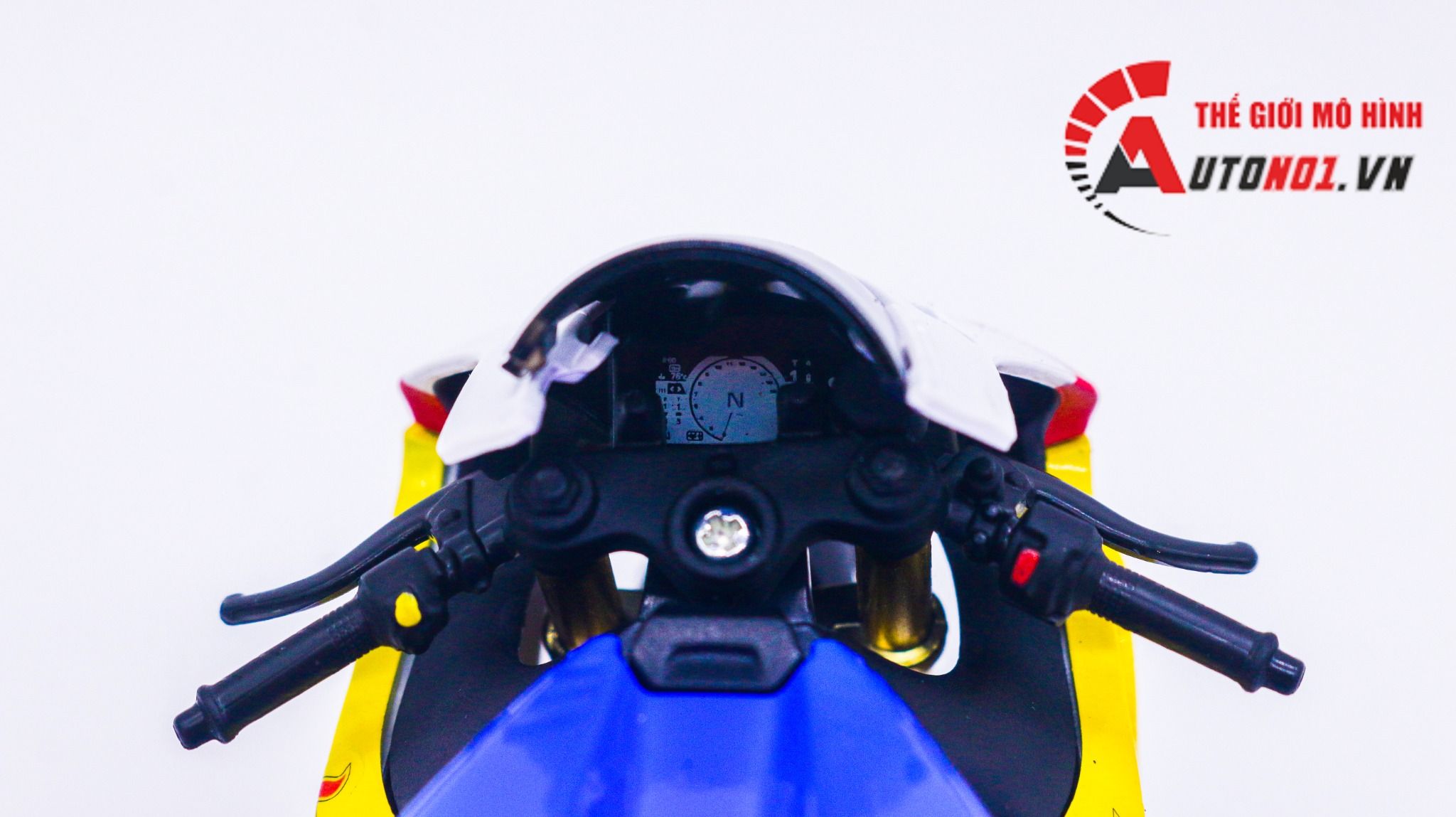  Mô hình xe độ Honda CBR1000RR custom Redbull độ pô akrapovic tỉ lệ 1:12 Autono1 D241C 