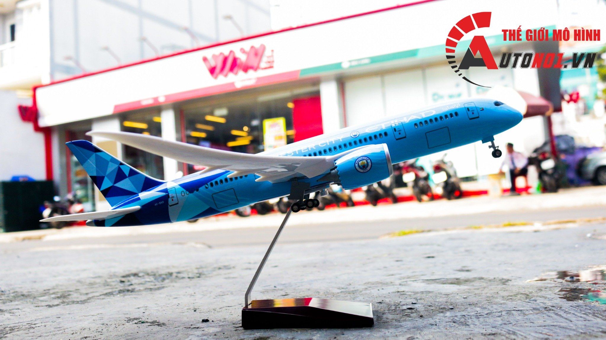  Mô hình máy bay Jason Tutu Etihad Boeing B787 blue Ả Rập 47cm có đèn led tự động theo tiếng vỗ tay hoặc chạm MB47047 