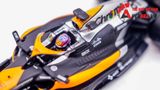  Mô hình xe đua F1 Formula Mclaren MCL60 2023 hộp mica có figure tỉ lệ 1:43 Bburago OT322 