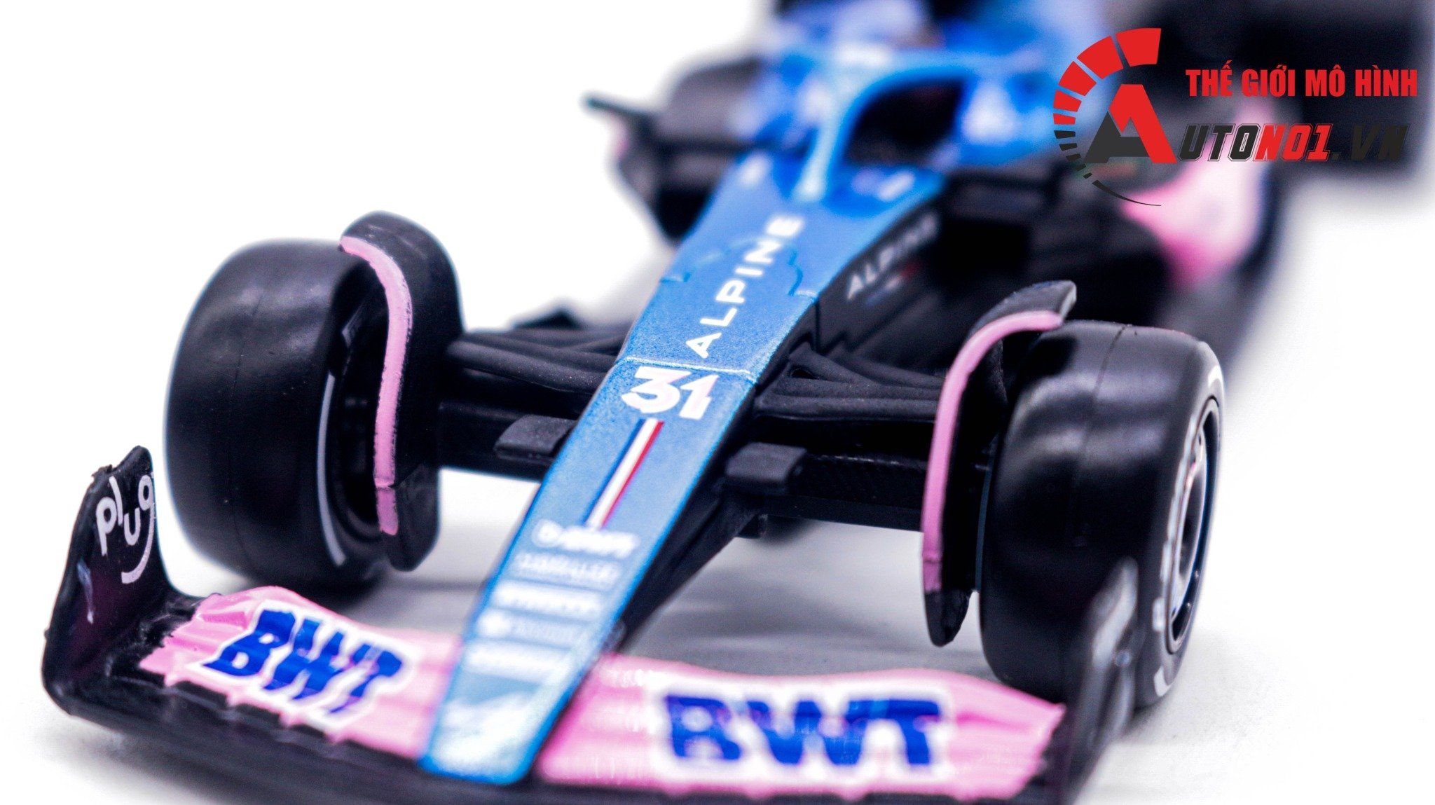  Mô hình xe đua F1 Formula BMW BWT Alpine 2023 hộp mica có figure tỉ lệ 1:43 Bburago OT325 