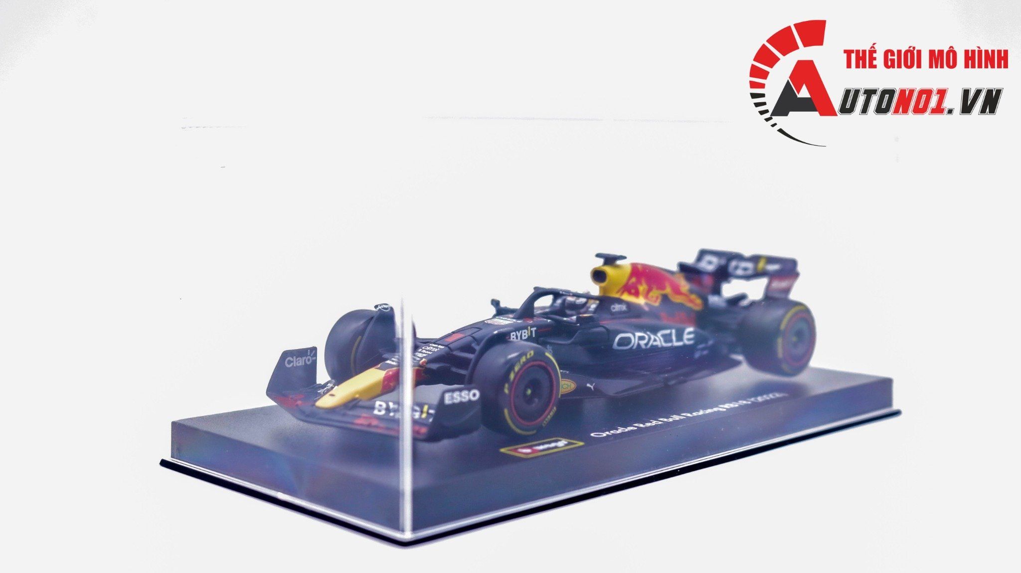  Mô hình xe đua F1 Formula Honda Red bull RB18 2022 hộp mica có figure tỉ lệ 1:43 Bburago OT326 