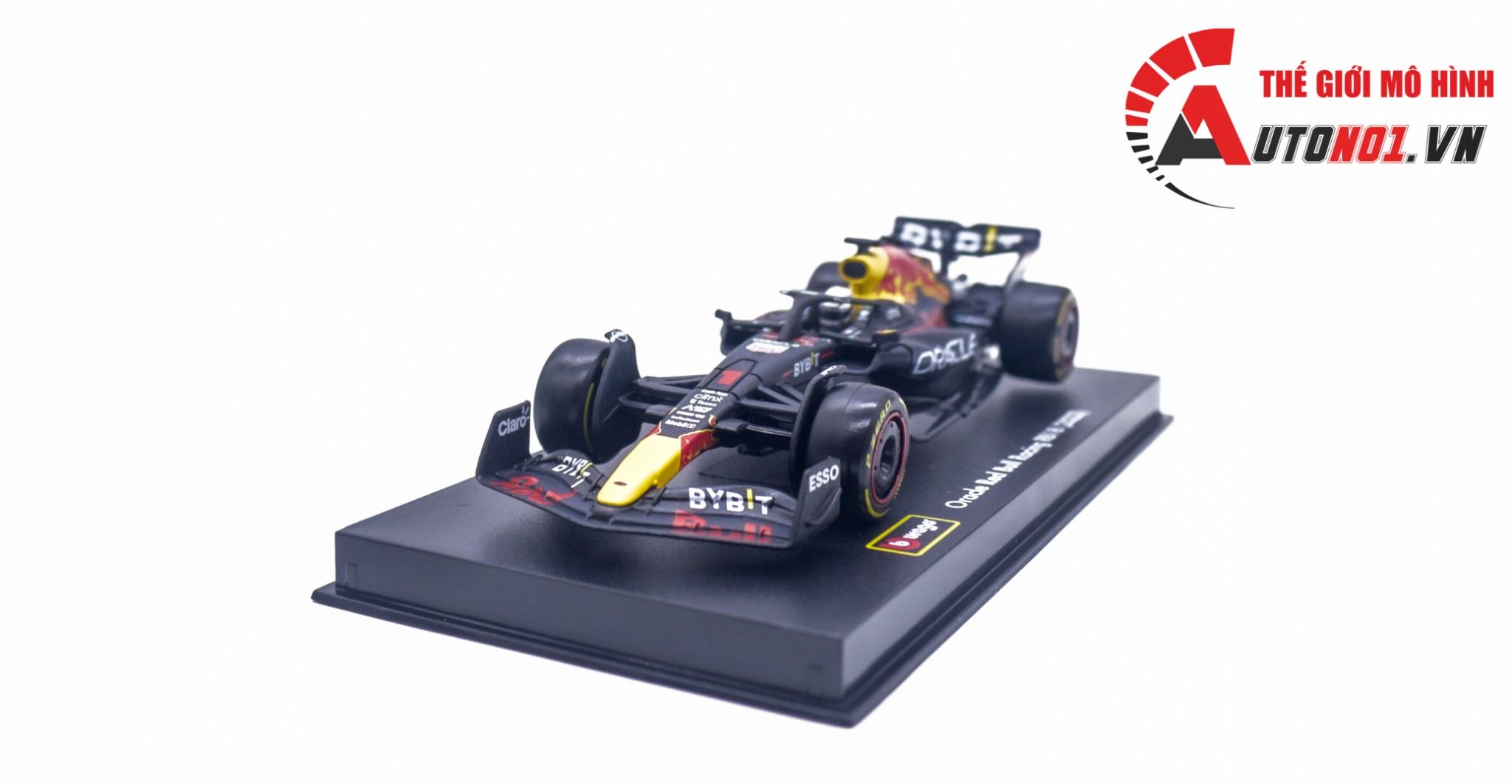  Mô hình xe đua F1 Formula Honda Red bull RB18 2022 hộp mica có figure tỉ lệ 1:43 Bburago OT326 