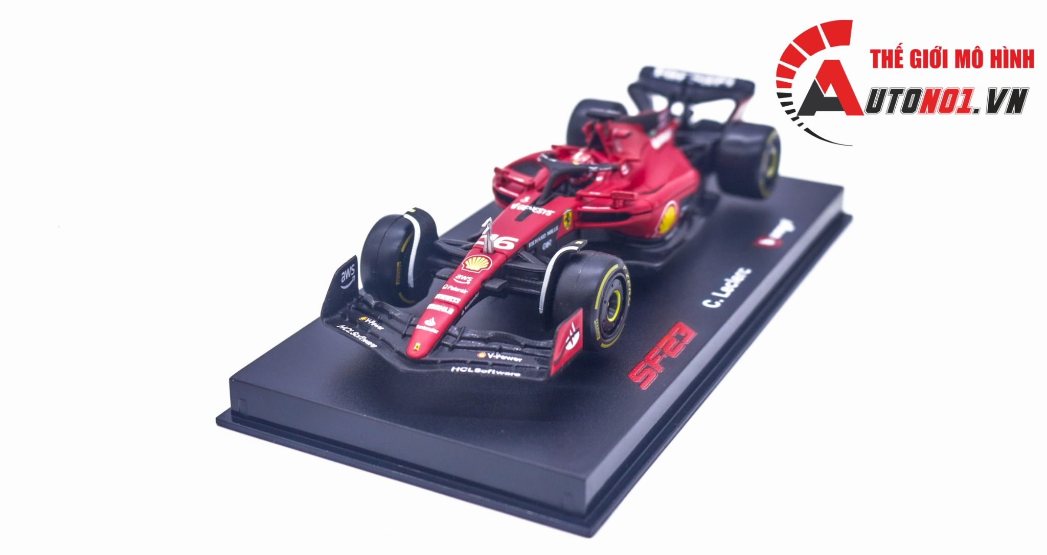  Mô hình xe đua F1 Formula Ferrari SF23 2023 hộp mica có figure tỉ lệ 1:43 Bburago OT323 