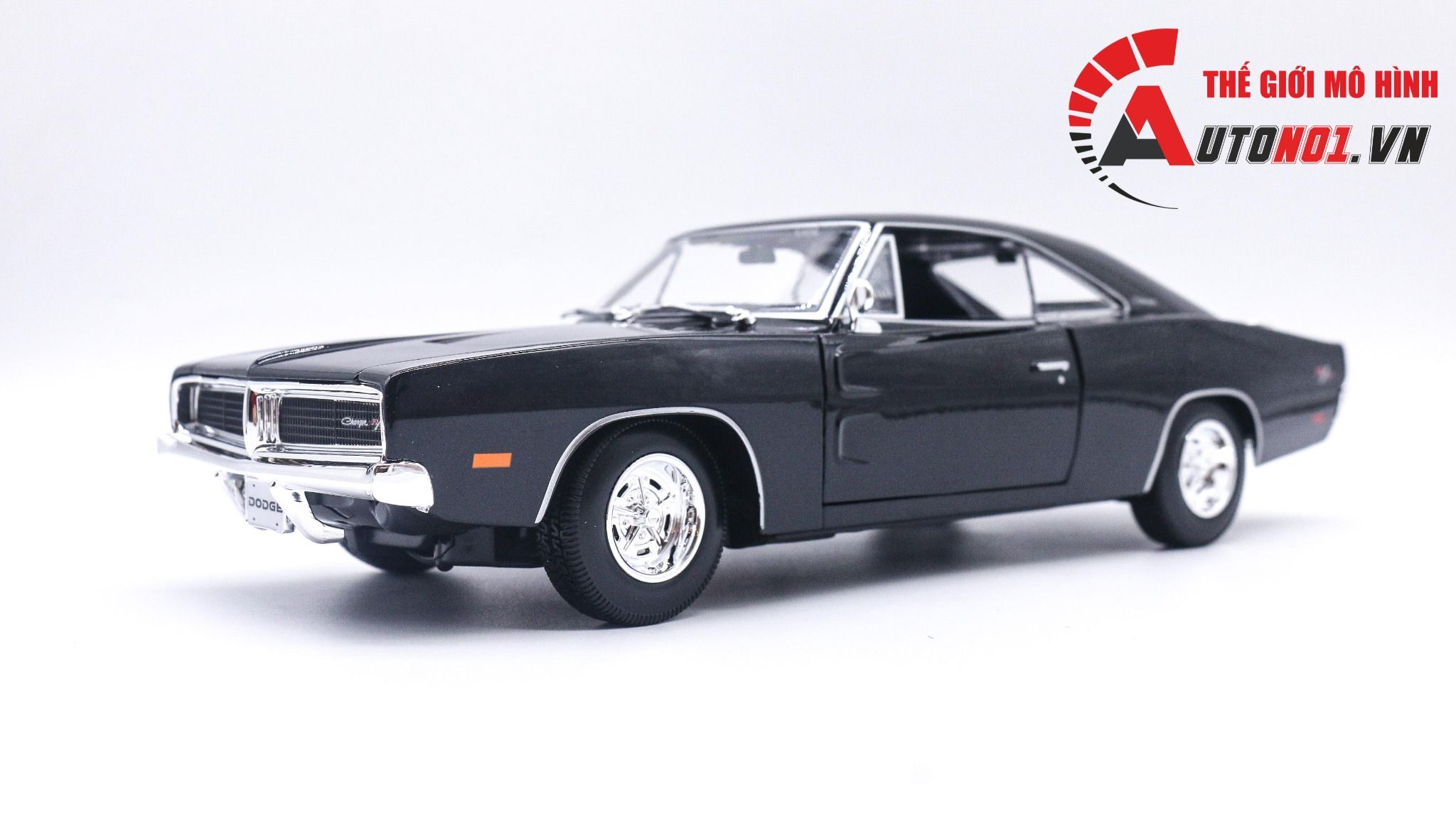 MÔ HÌNH XE CLASSIC MUSCLE - 1969 DODGE CHARGER GREEN 1:18 MAISTO 2900 – Cửa  Hàng Mô Hình 