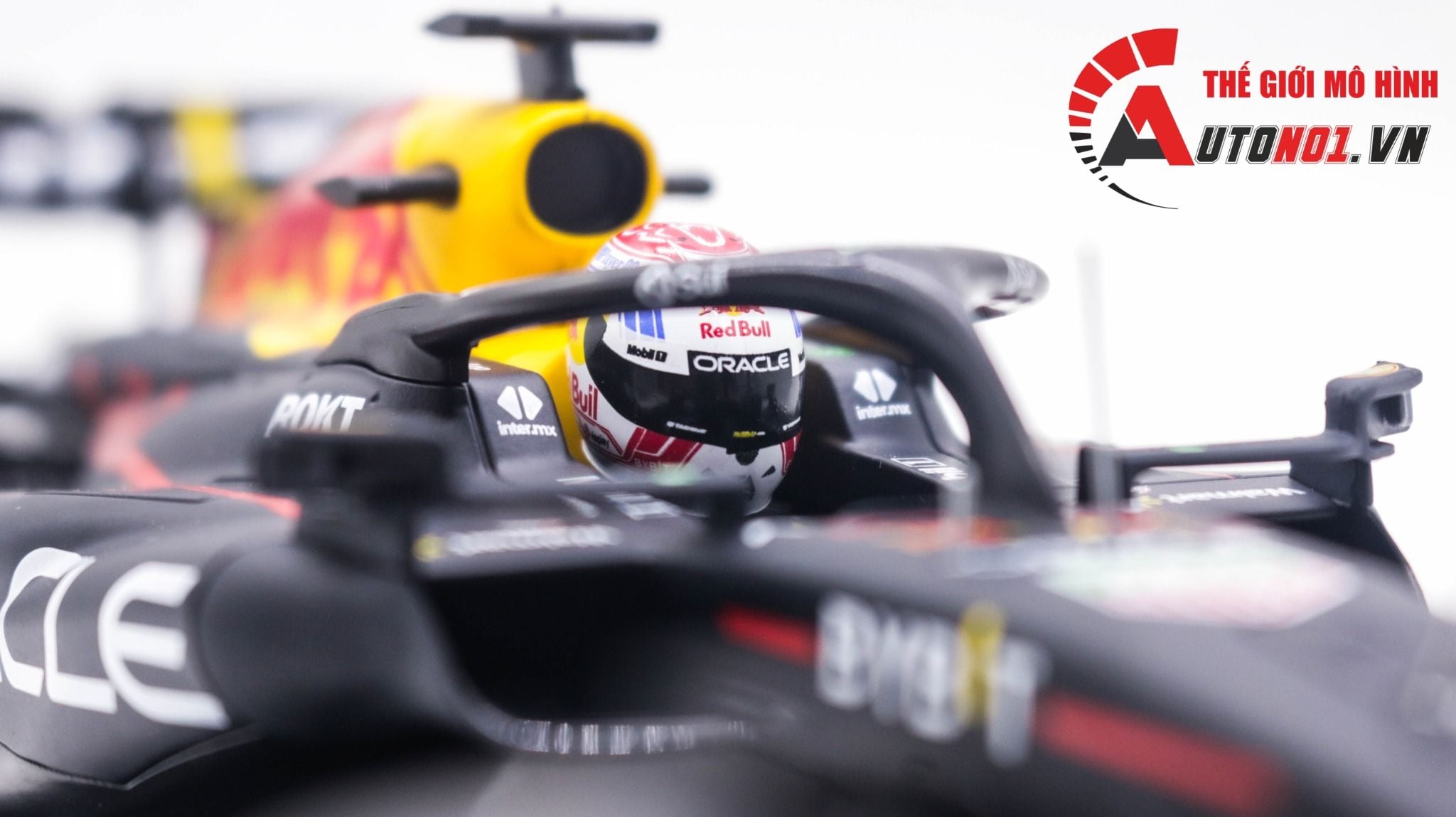  Mô hình xe đua F1 Redbull RB19 2023 Formular tỉ lệ 1:18 Bburago 18-18003 OT327 