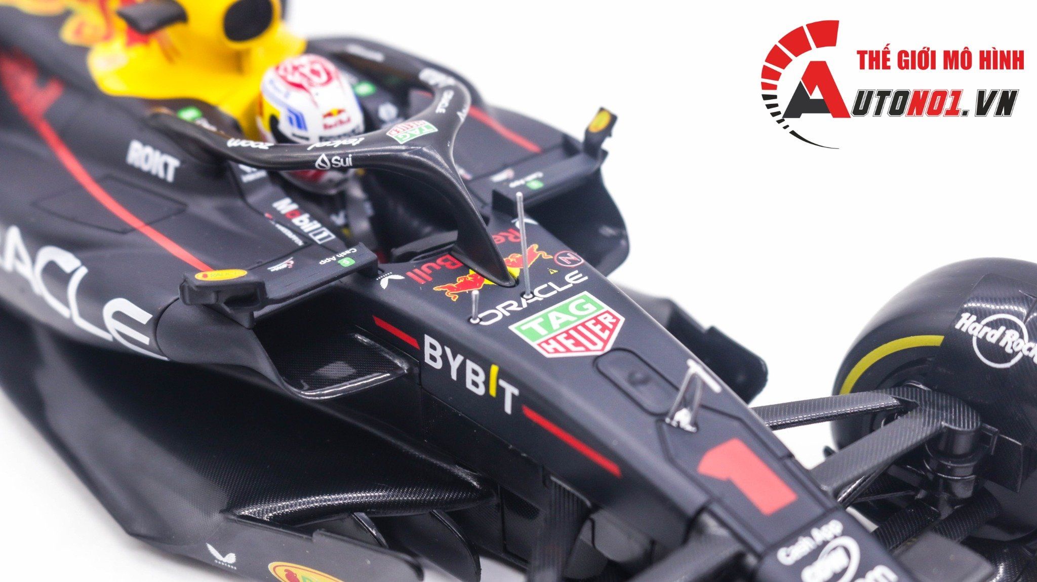  Mô hình xe đua F1 Redbull RB19 2023 Formular tỉ lệ 1:18 Bburago OT327 