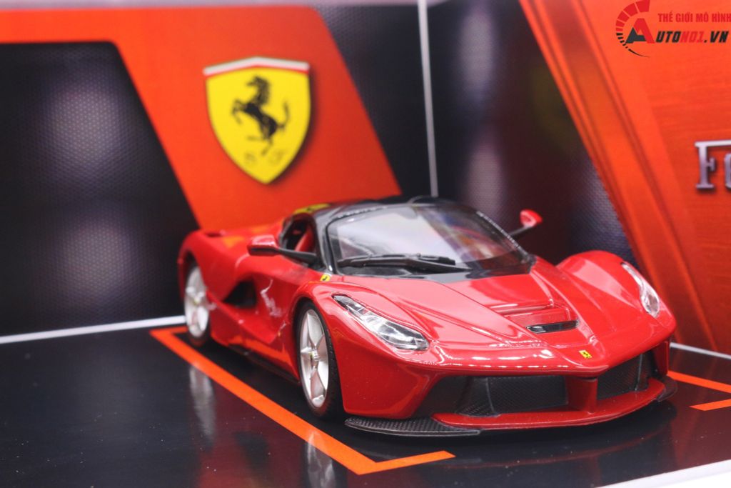 DIORAMA DECOR SHOWROOM FERRARI 35 25 15CM 1:24 PK020