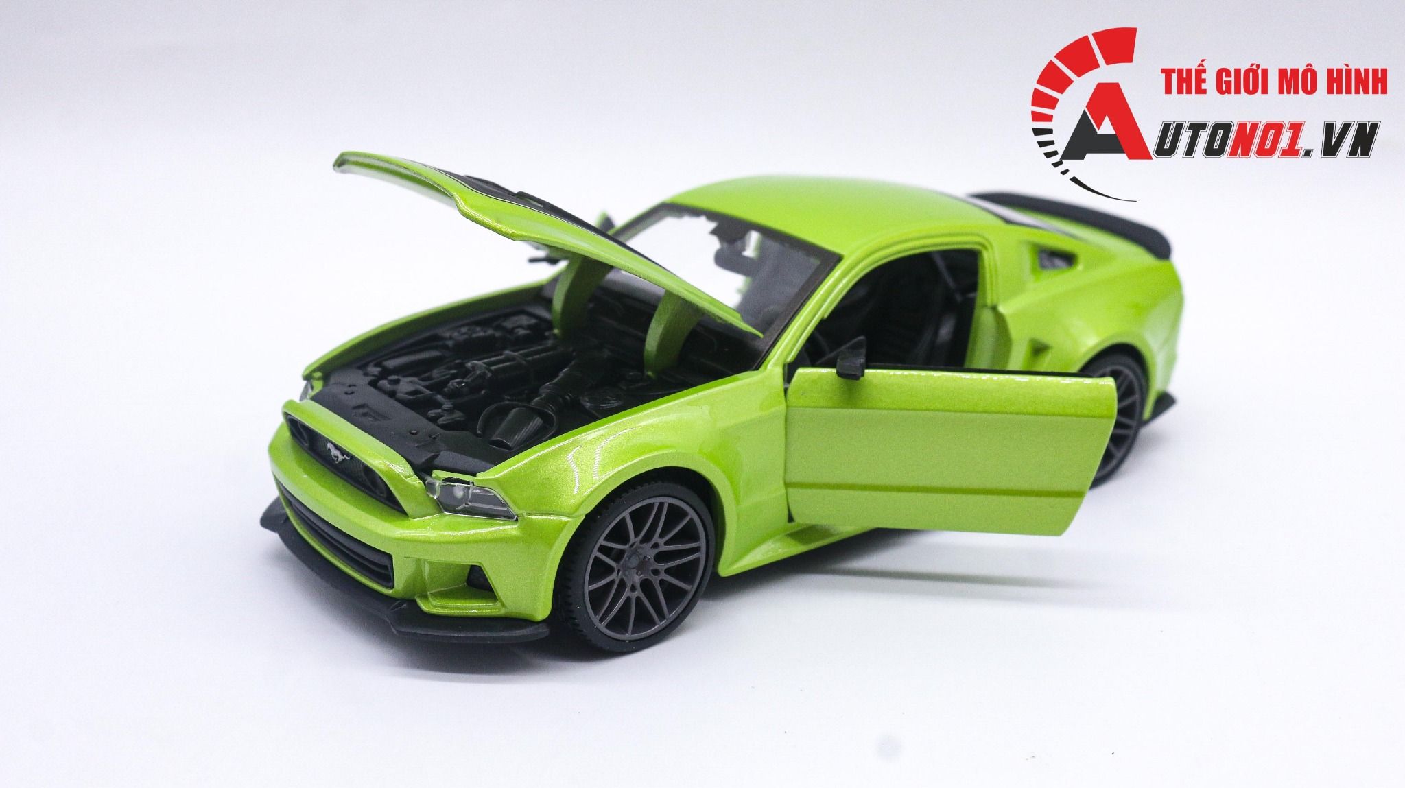  Mô hình xe Ford Mustang New Street Racer Met Green 1:24 Maisto OT24008 