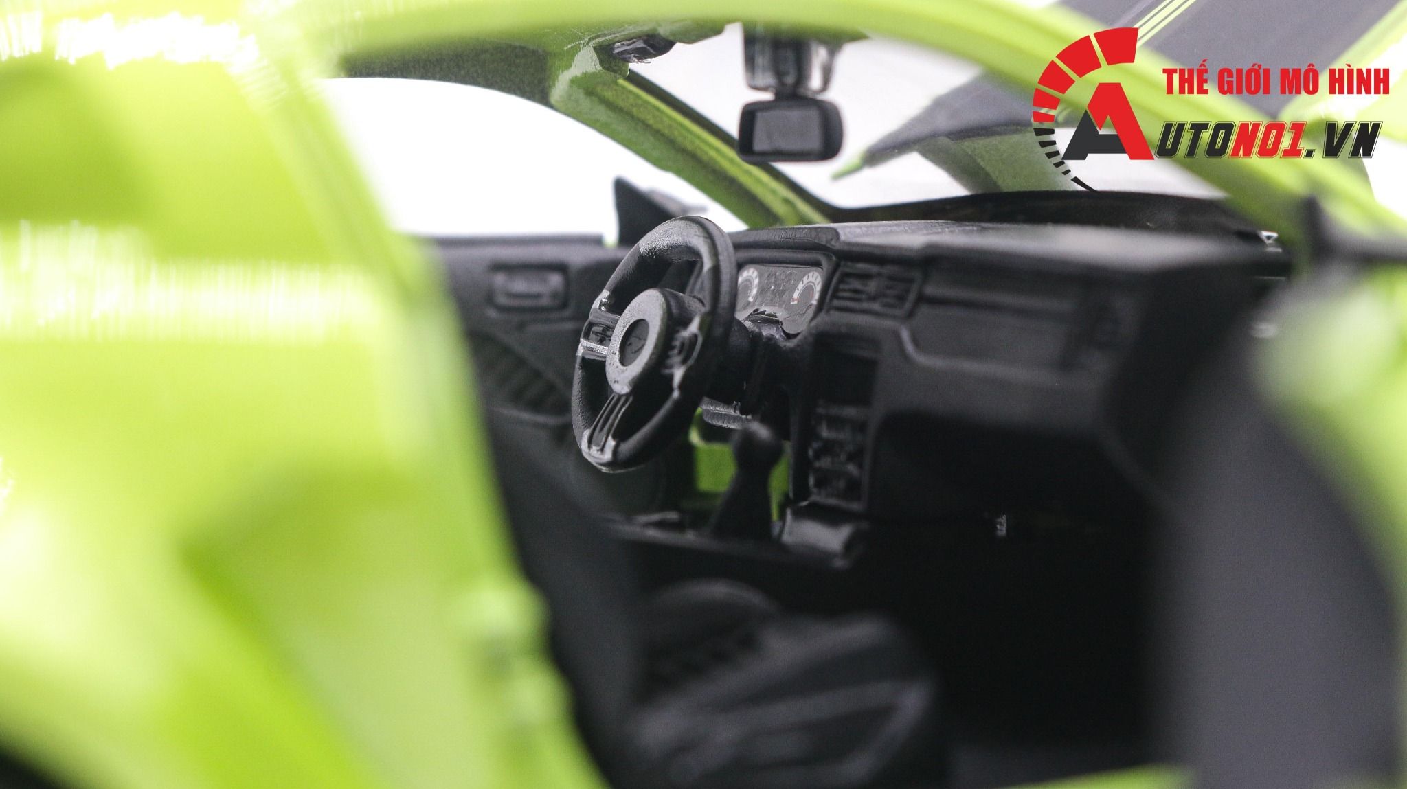  Mô hình xe Ford Mustang New Street Racer Met Green 1:24 Maisto OT24008 