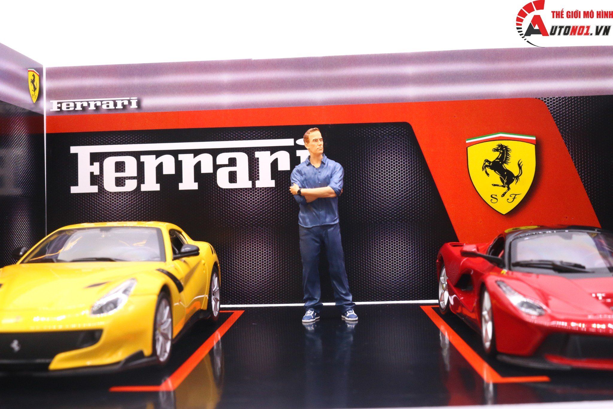  Diorama 1:24 Showroom trưng bày Ferrari cho xe tỉ lệ 1:24 kích thước 35X25X15cm 4 tấm lắp ghép formex 5li DR010A 