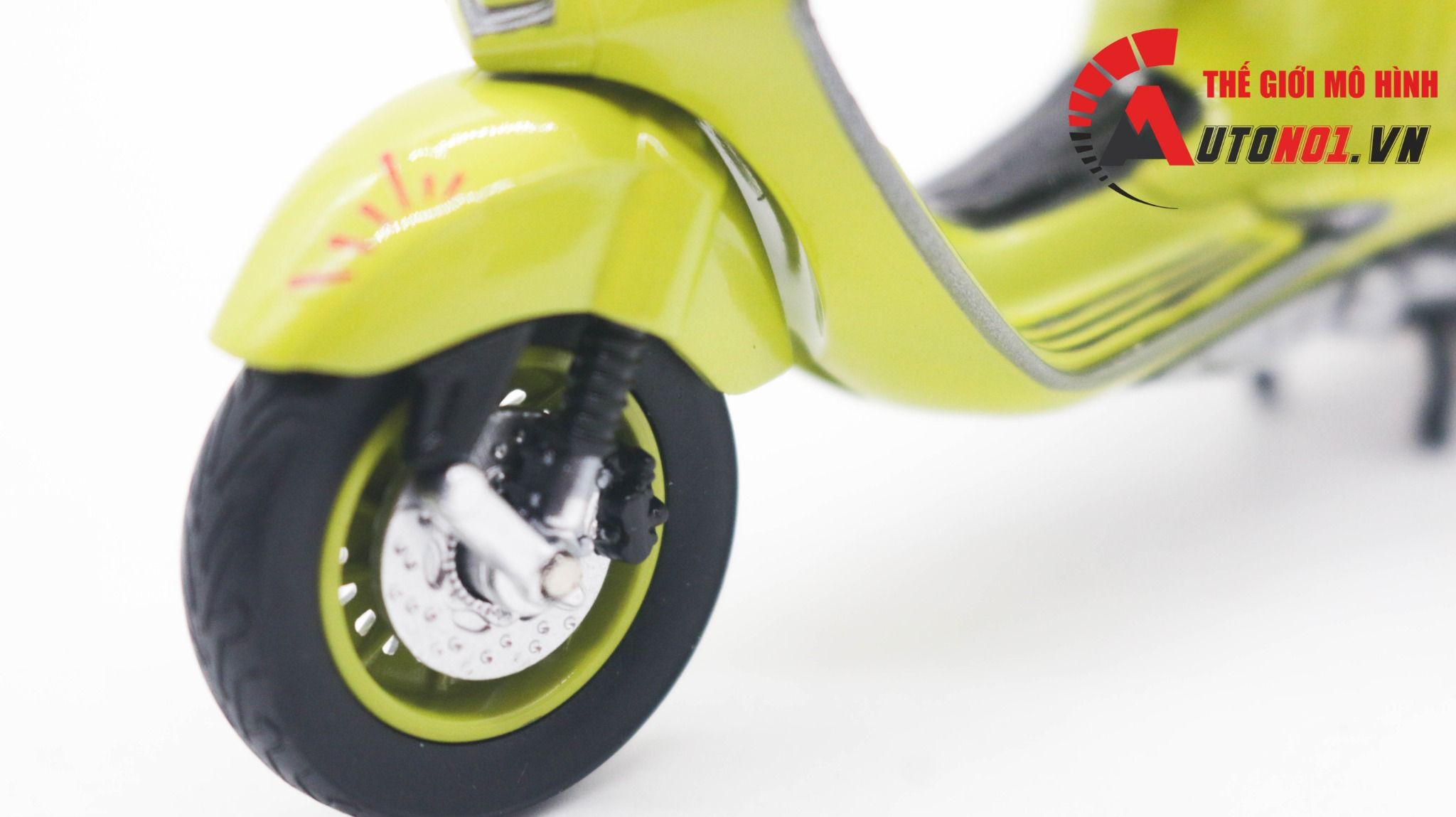  Mô hình xe Vespa 946 custom version Angry Birds 2023 tỉ lệ 1:18 Autono1 Welly 