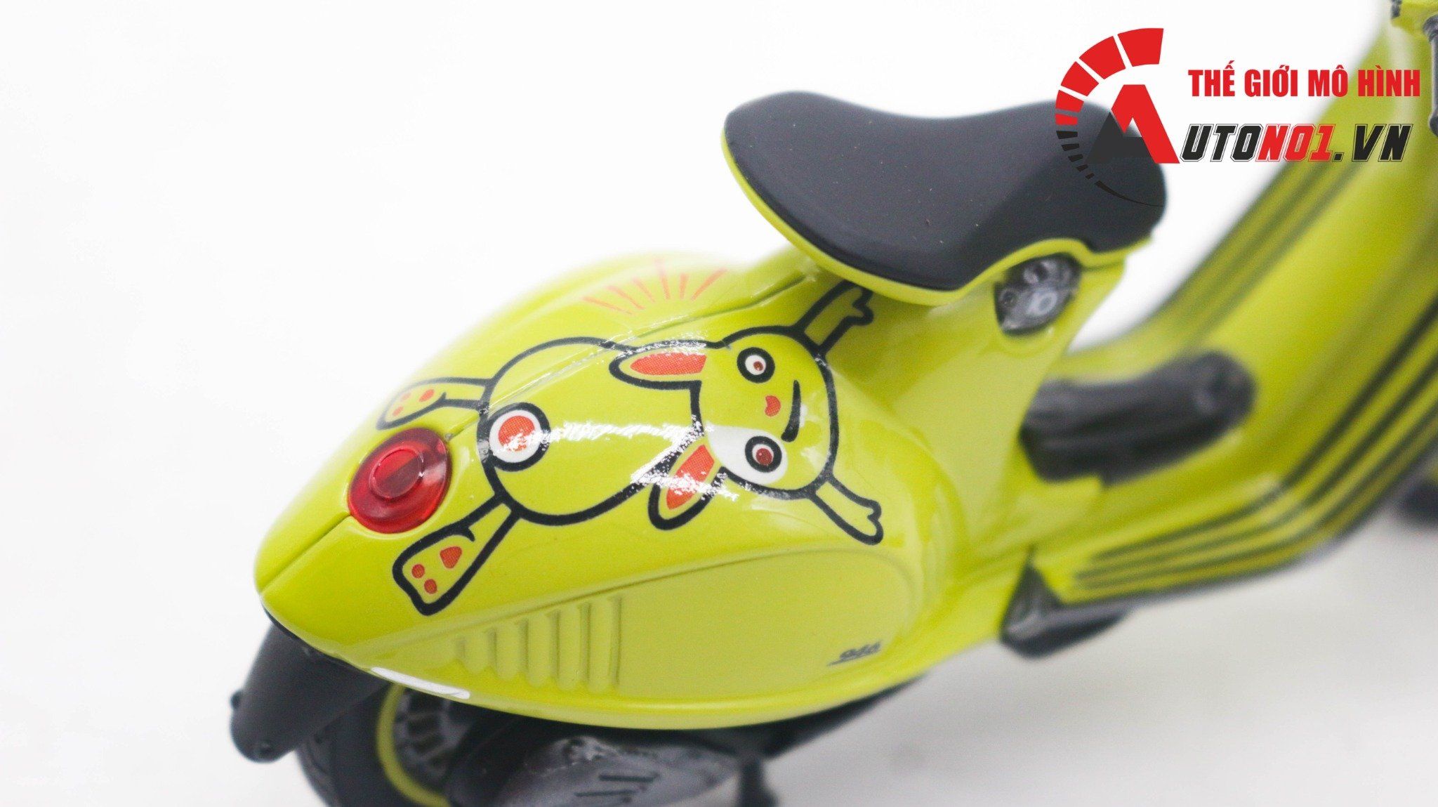  Mô hình xe Vespa 946 custom version Angry Birds 2023 tỉ lệ 1:18 Autono1 Welly 