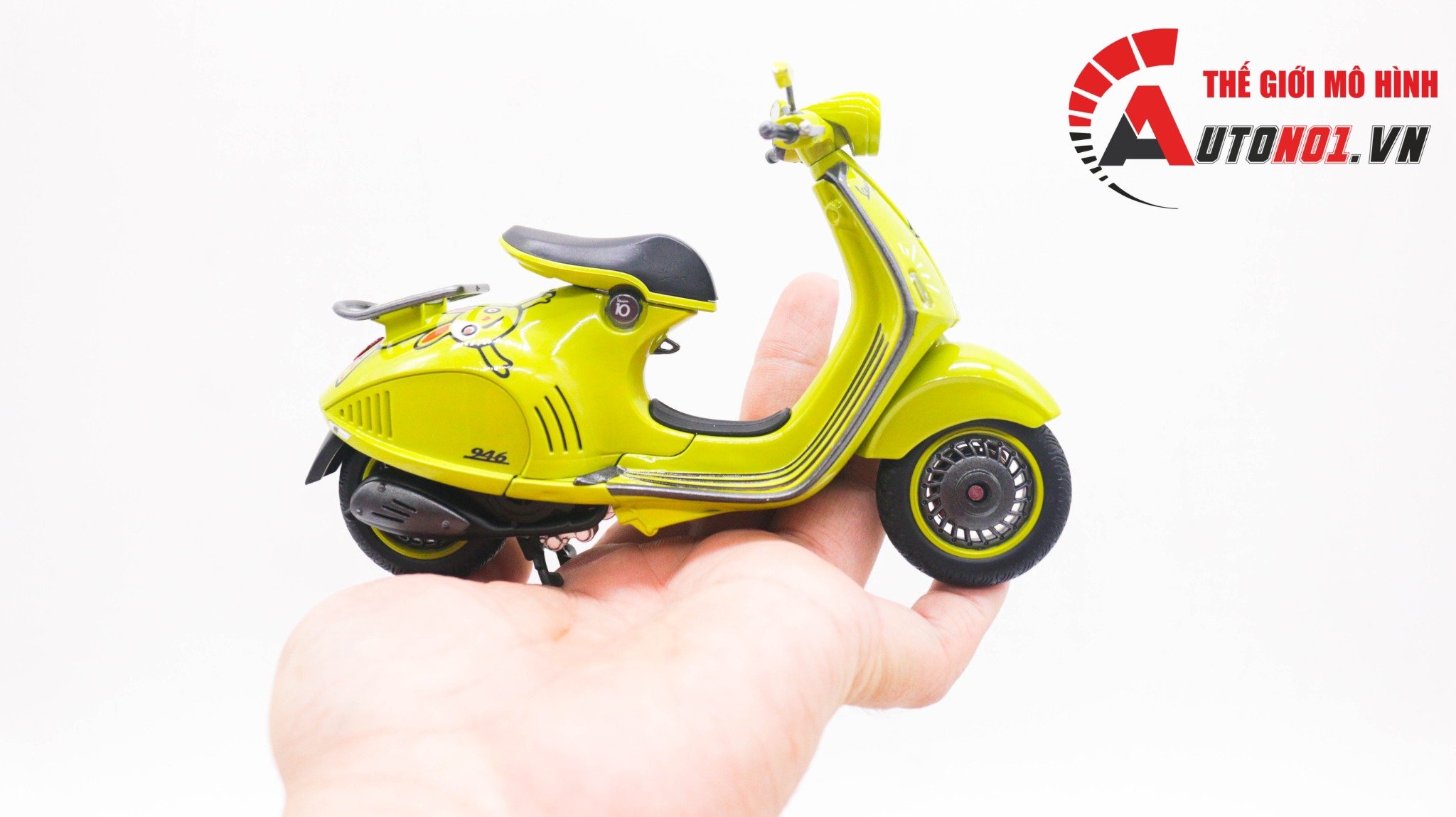  Mô hình xe Vespa 946 độ version Angry Birds 2023 tỉ lệ 1:12 Autono1 Newray D228 