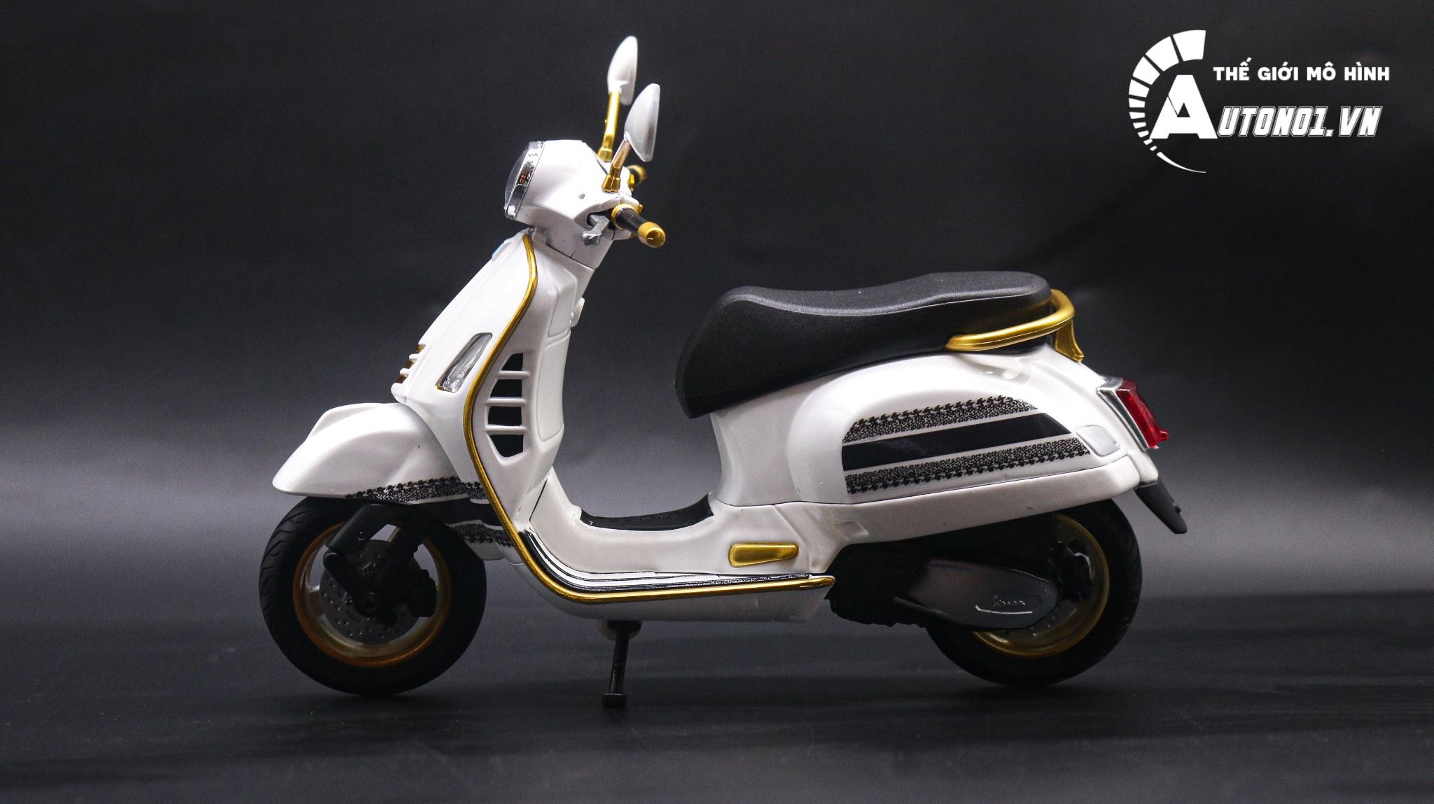  Mô hình xe Vespa Gts Dior tỉ lệ 1:12 Autono1 D228B 