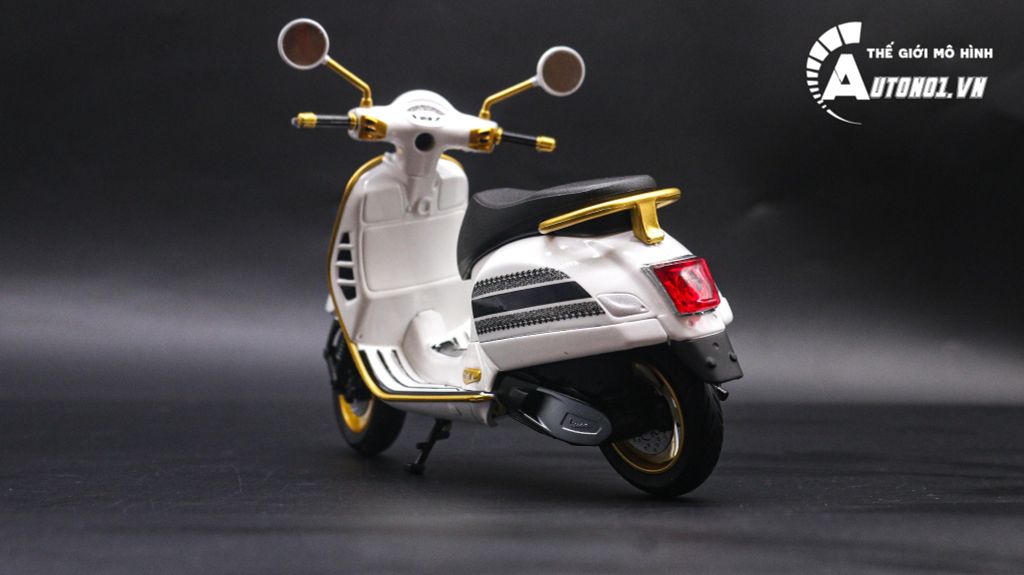 MÔ HÌNH VESPA GTS DIOR 1:12 AUTONO1 D228B