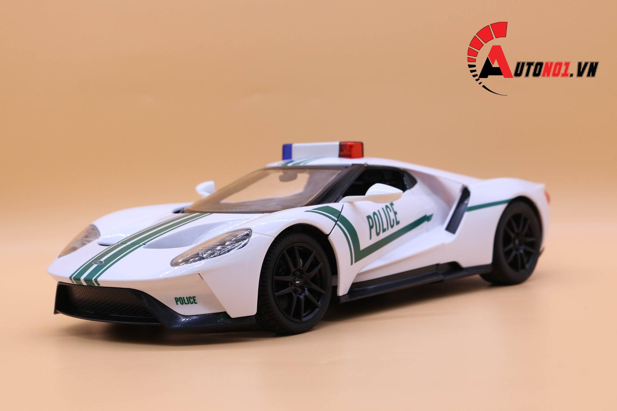 MÔ HÌNH XE ĐIỀU KHIỂN Ô TÔ FORD GT POLICE WHITE 1:14 RASTAR