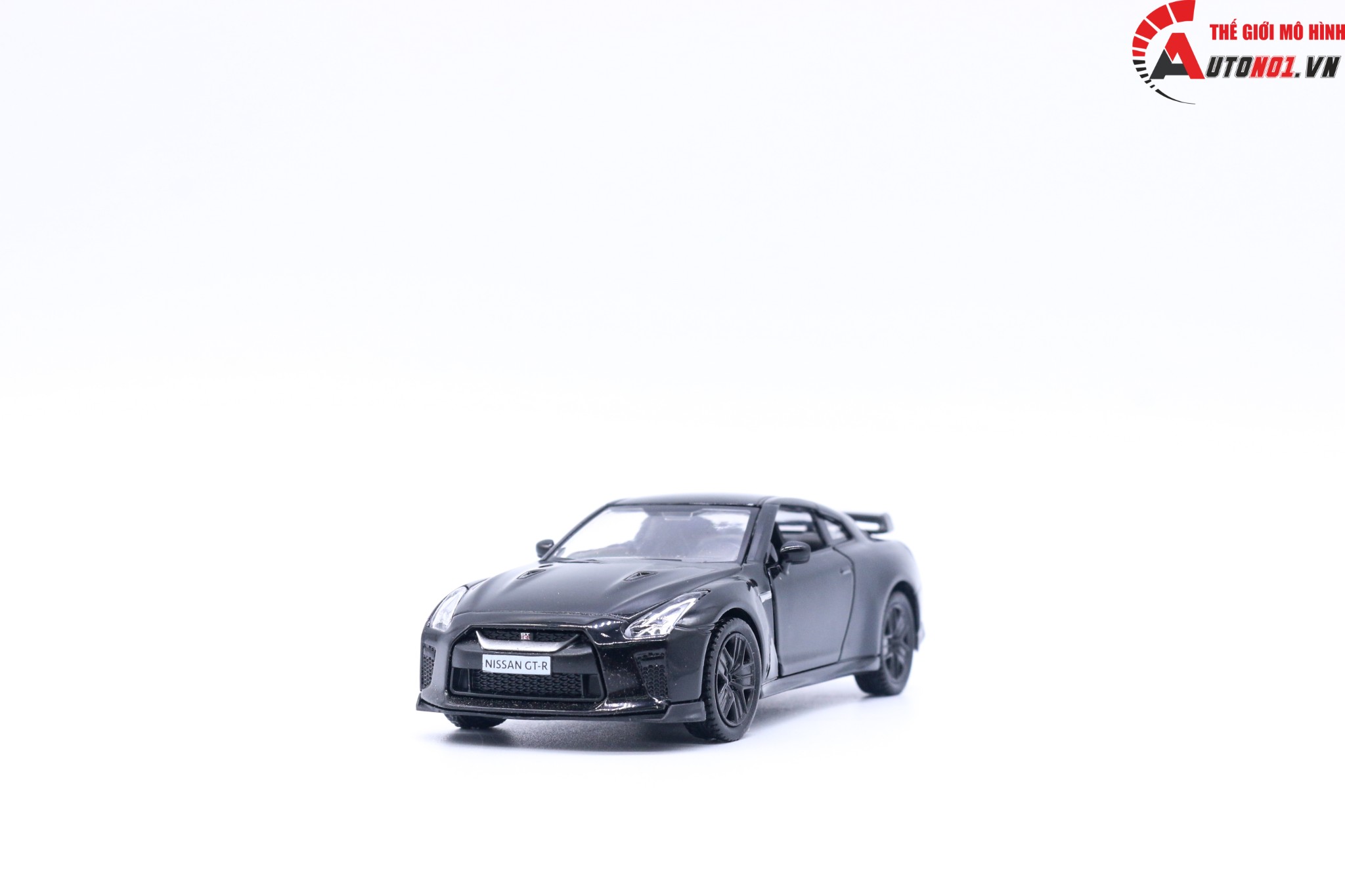  Mô hình xe Nissan Gt-R R35 Matt Black 1:36 Alloy 4877 