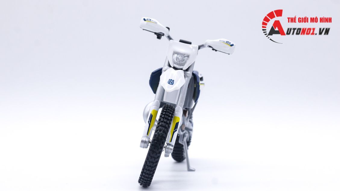  Mô hình xe cào cào Husqvarna fe 501 1:12 Maisto có đế 4831 