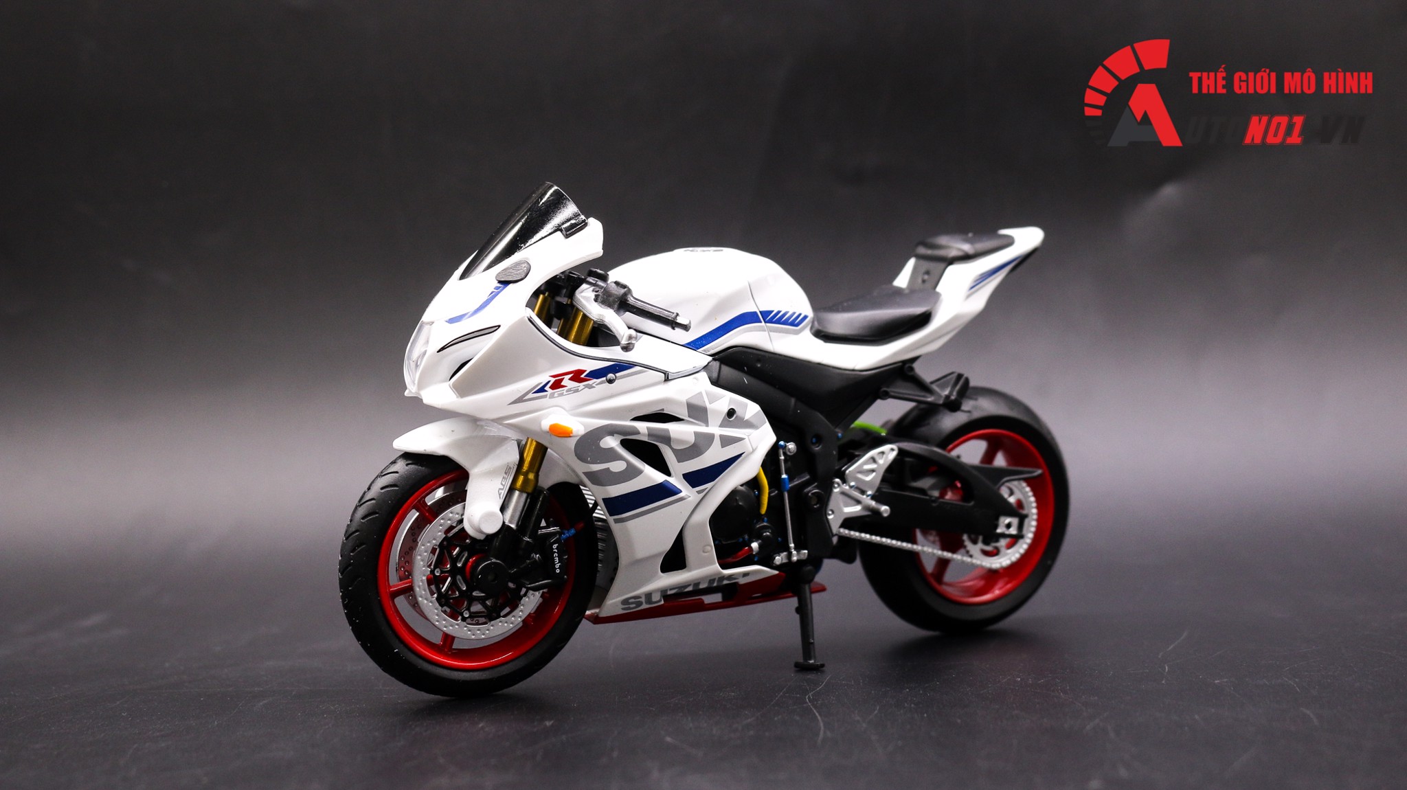 MÔ HÌNH XE ĐỘ SUZUKI GSX-R1000 TRẮNG ĐỘ MÂM - ĐỘ PÔ KIM LOẠI AR BLUE 1:12 AUTONO1 D110