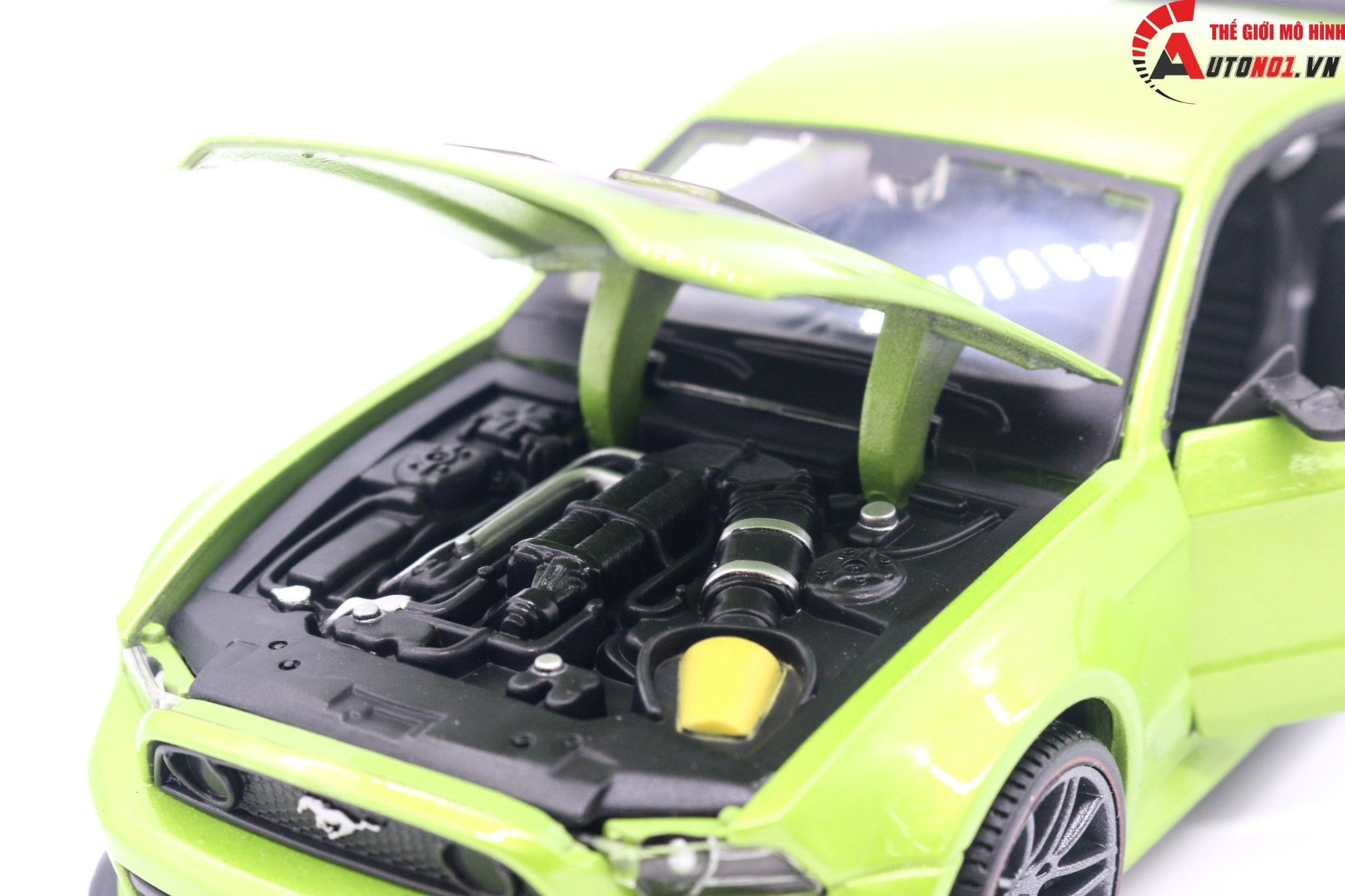  Mô hình xe Ford Mustang New Street Racer Met Green 1:24 Maisto OT24008 