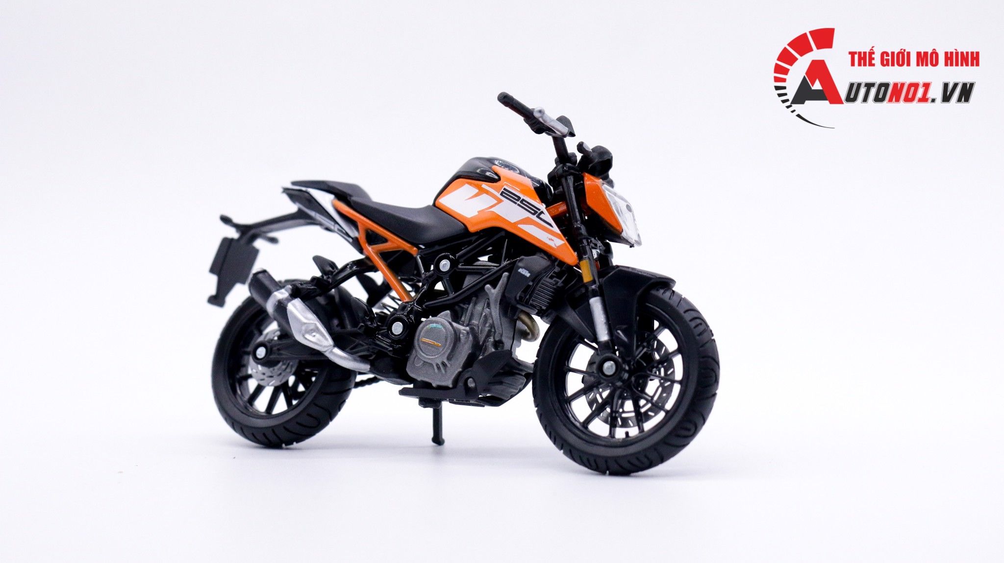  Mô hình xe Ktm 250 duke 1:18 Bburago 7454 