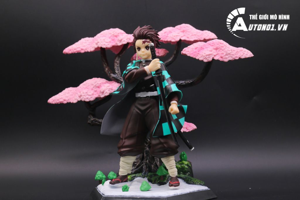 MÔ HÌNH NHÂN VẬT KIMETSU NO YAIBA - KAMADO TANJIROU 19 CM 7034