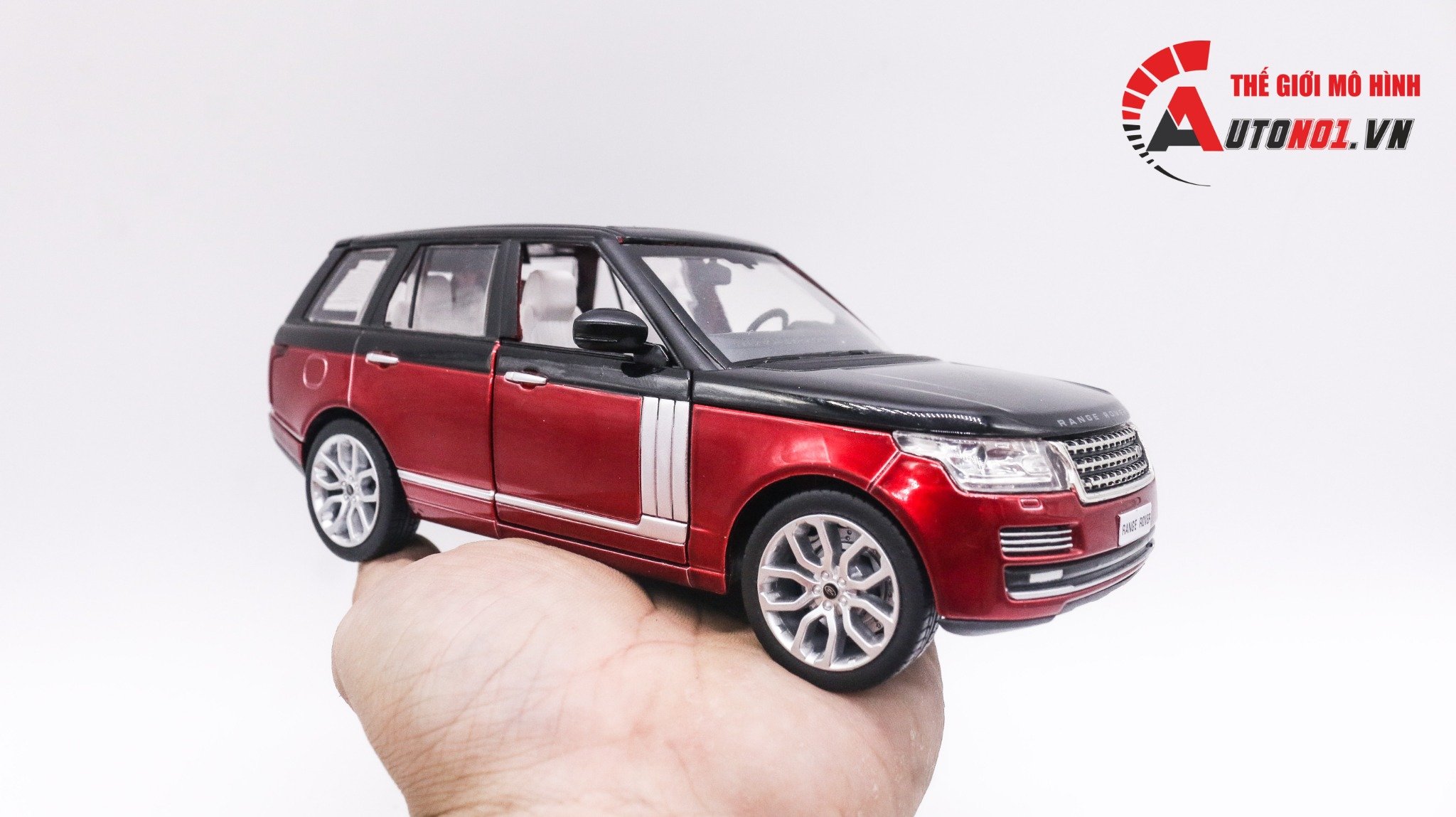  Mô hình xe Range Rover Land Rover mở được 2 cửa, nắp capo và cốp 1:24 CCA Coolchicauto OT008 