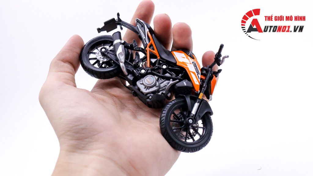 MÔ HÌNH XE KTM 250 DUKE 1:18 BBURAGO 7454