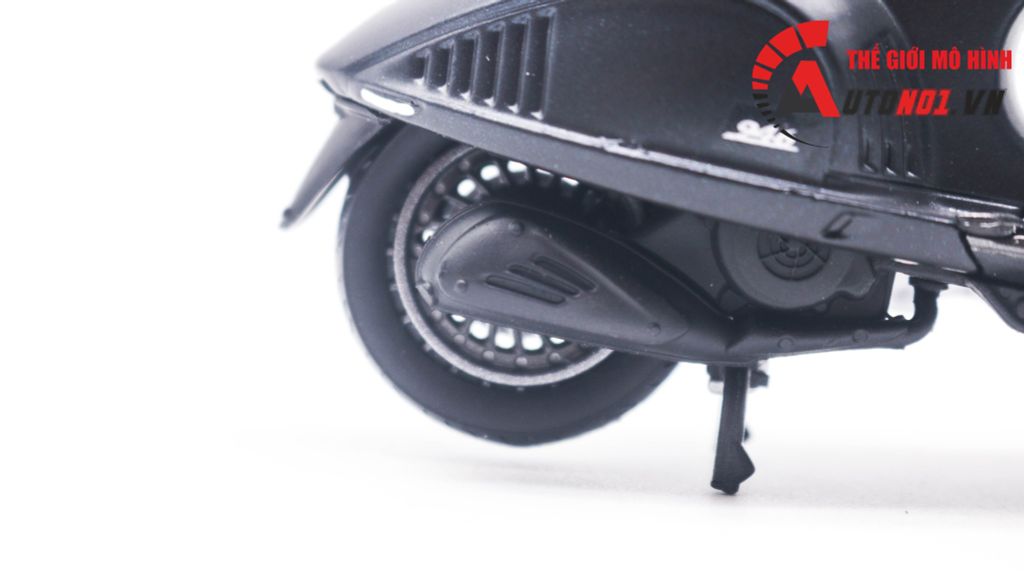 Mô hình xe Vespa 946 độ matt black 2023 tỉ lệ 1:18 Autono1 Welly D228