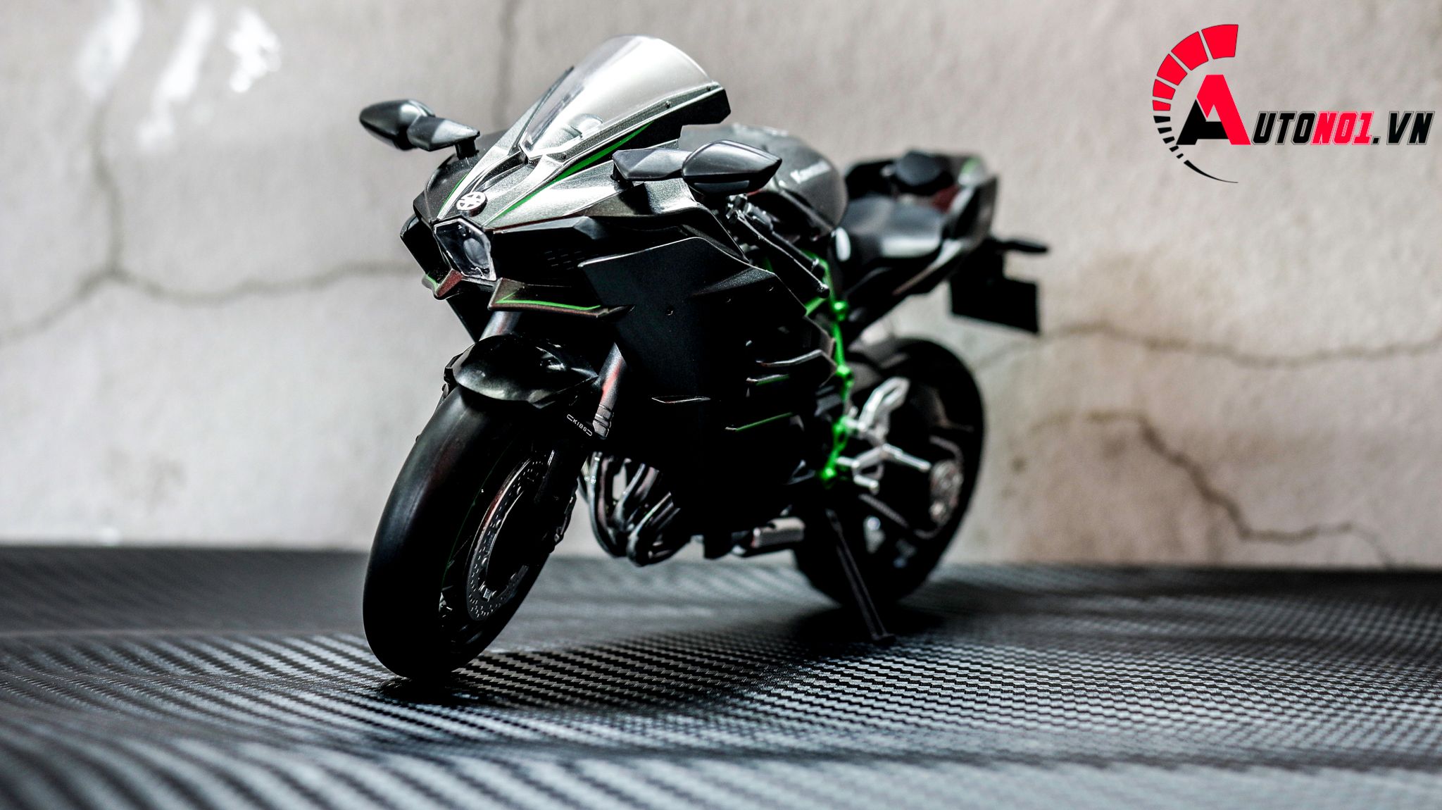  Mô hình xe Kawasaki Ninja H2 1:12 Aoshima 2686 