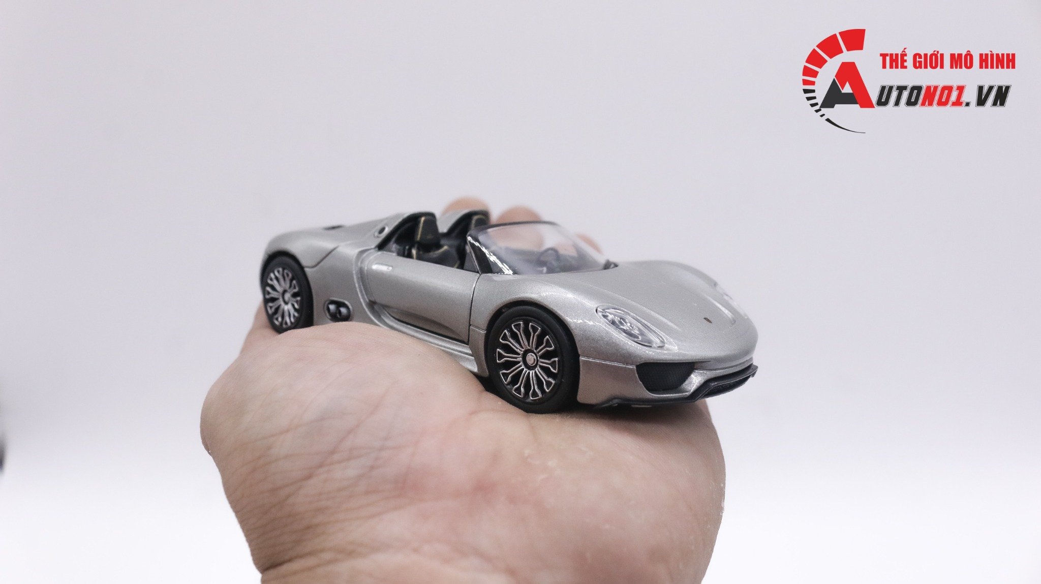  Mô hình xe Porsche 918 Spyder tỉ lệ 1:36 Welly OT013 